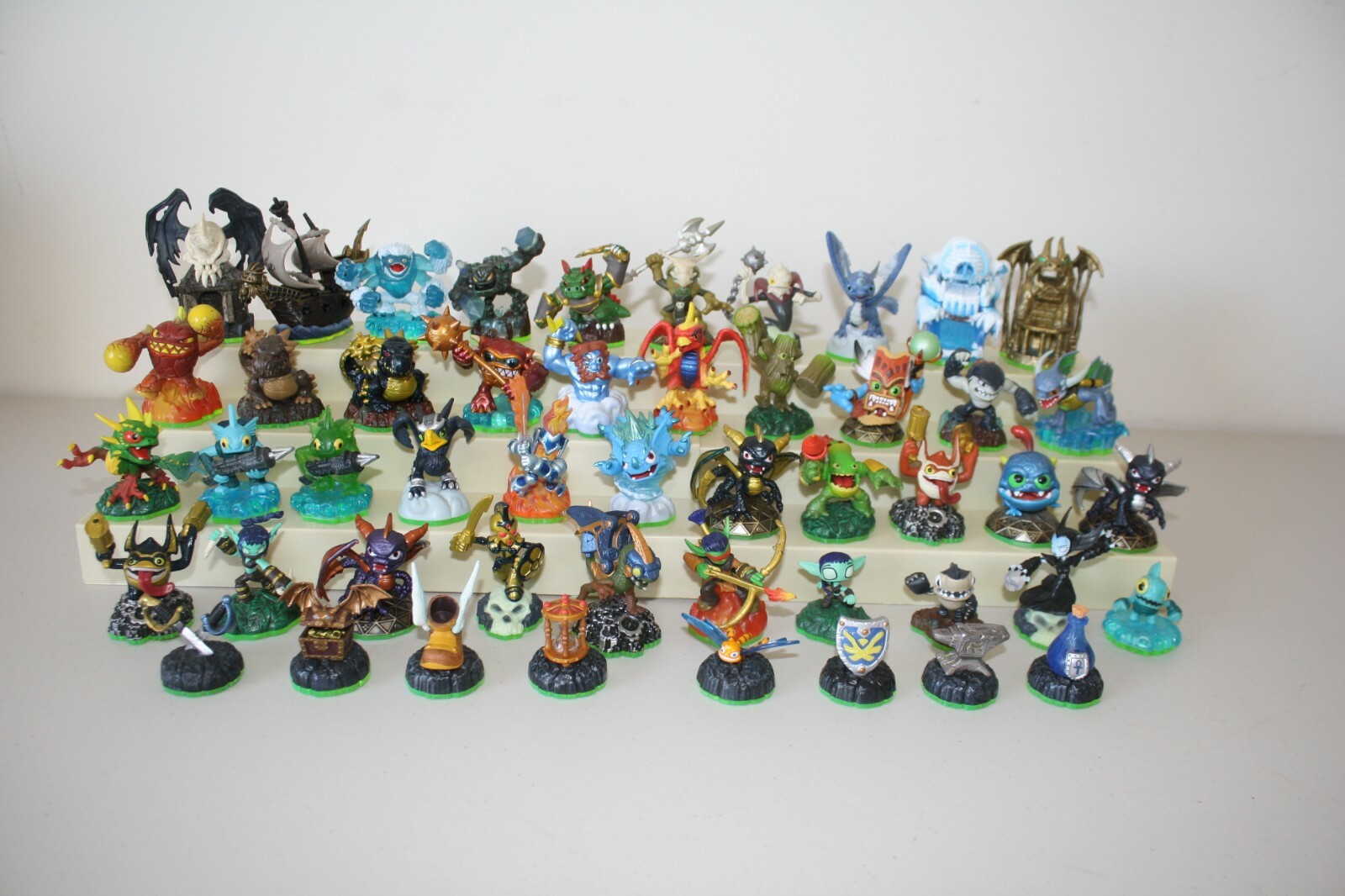 Skylanders Spyro’s Adventure Figures Buy 4 Get 1 Free Finish Your Set Free Ship