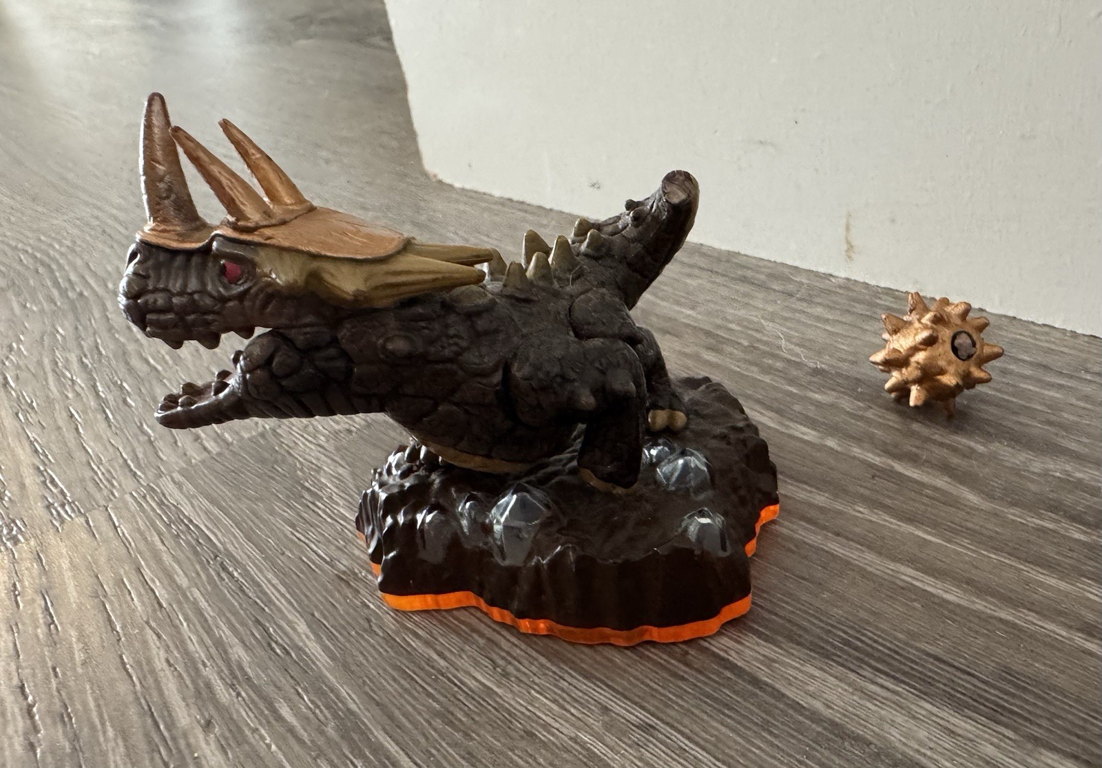 Skylanders Collectible Figures – Lot of 8