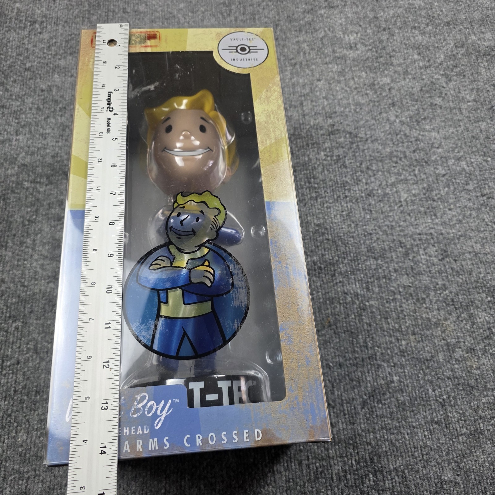 BIG Fallout Vault Tec Vault Boy 111 Huge Bobblehead Bethesda Gaming Heads