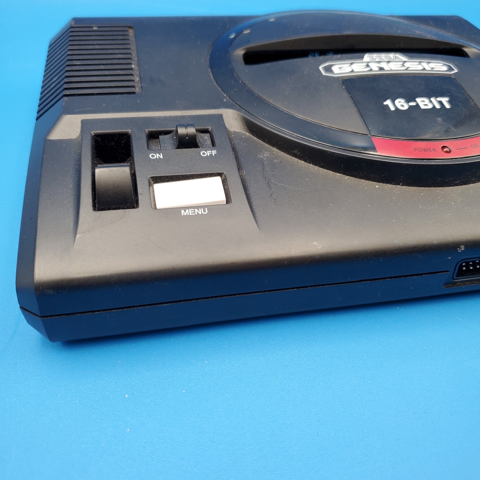 AtGames SEGA Genesis 16Bit (FB3680) Flashback HDMI Game Console Only As Is Parts
