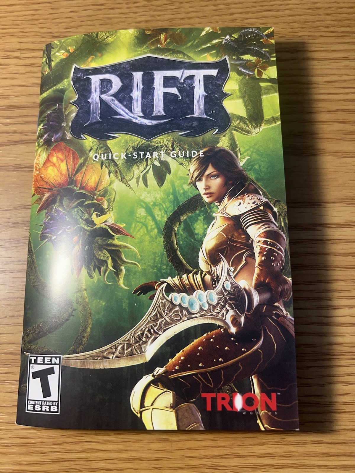 RIFT Collectors Edition Box Set P.C. Game Disc & Soundtrack, Excellent Condition