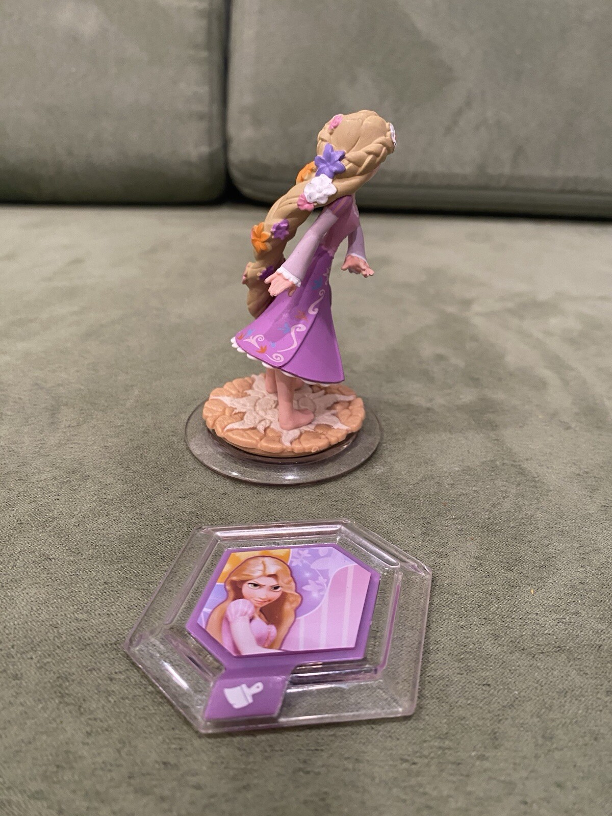 Disney Infinity 1.0 Rapunzel Tangled Figure + Rapunzel Kingdom Power Disc