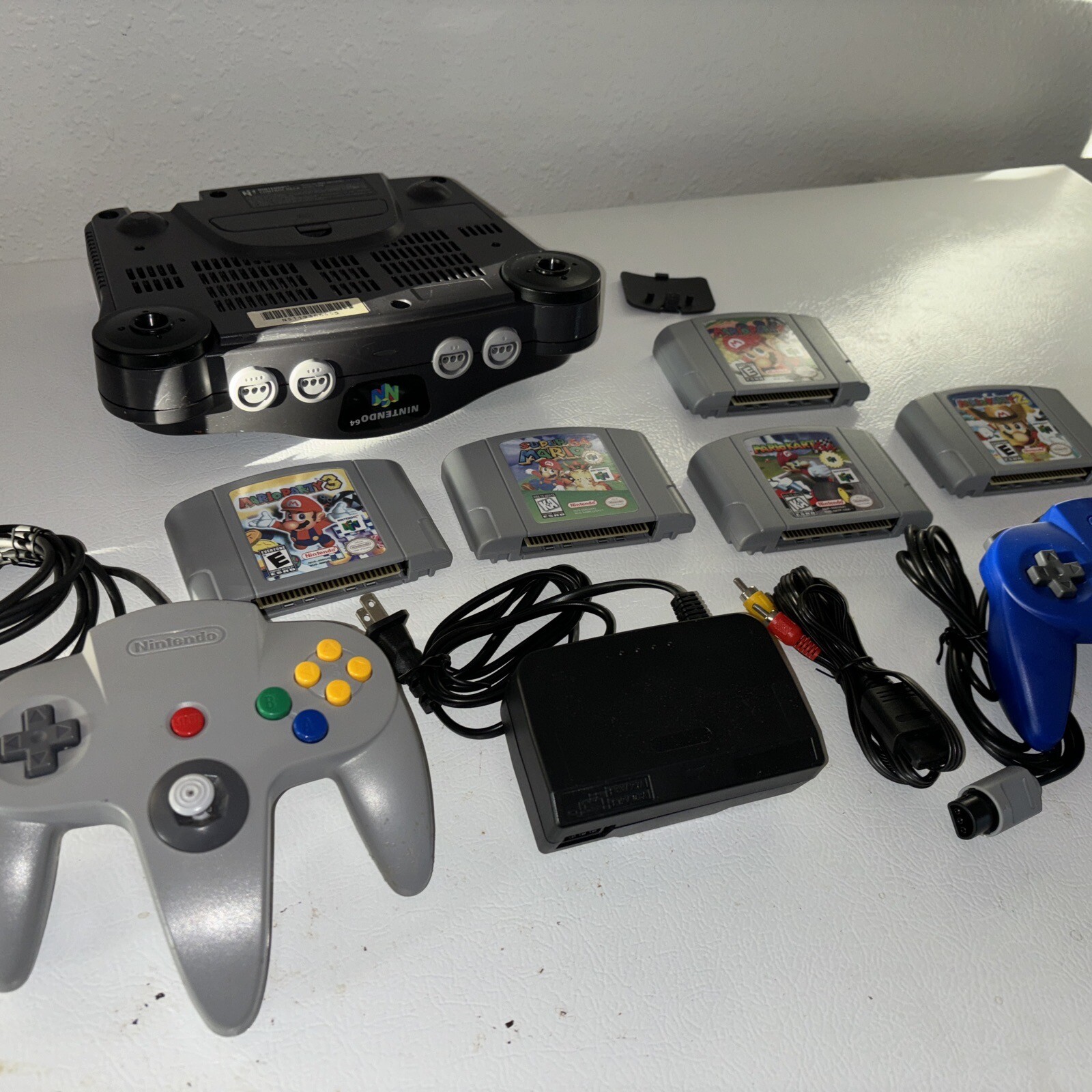 Wow Nintendo 64 console + 2 Controllers 5 Mario GAMES Party 1 2 3 Mario Kart