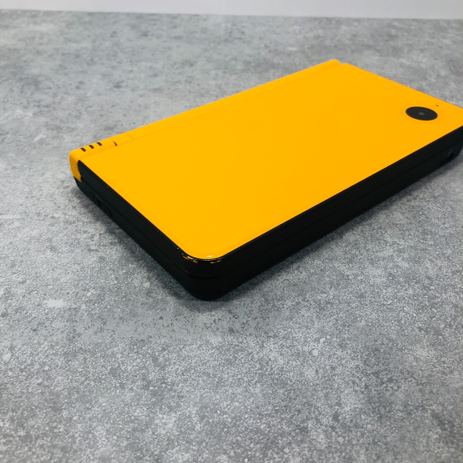 [EX+3] Nintendo DSi LL XL Console Yellow UTL-001 Region Code NTSC-J Japan 07-22