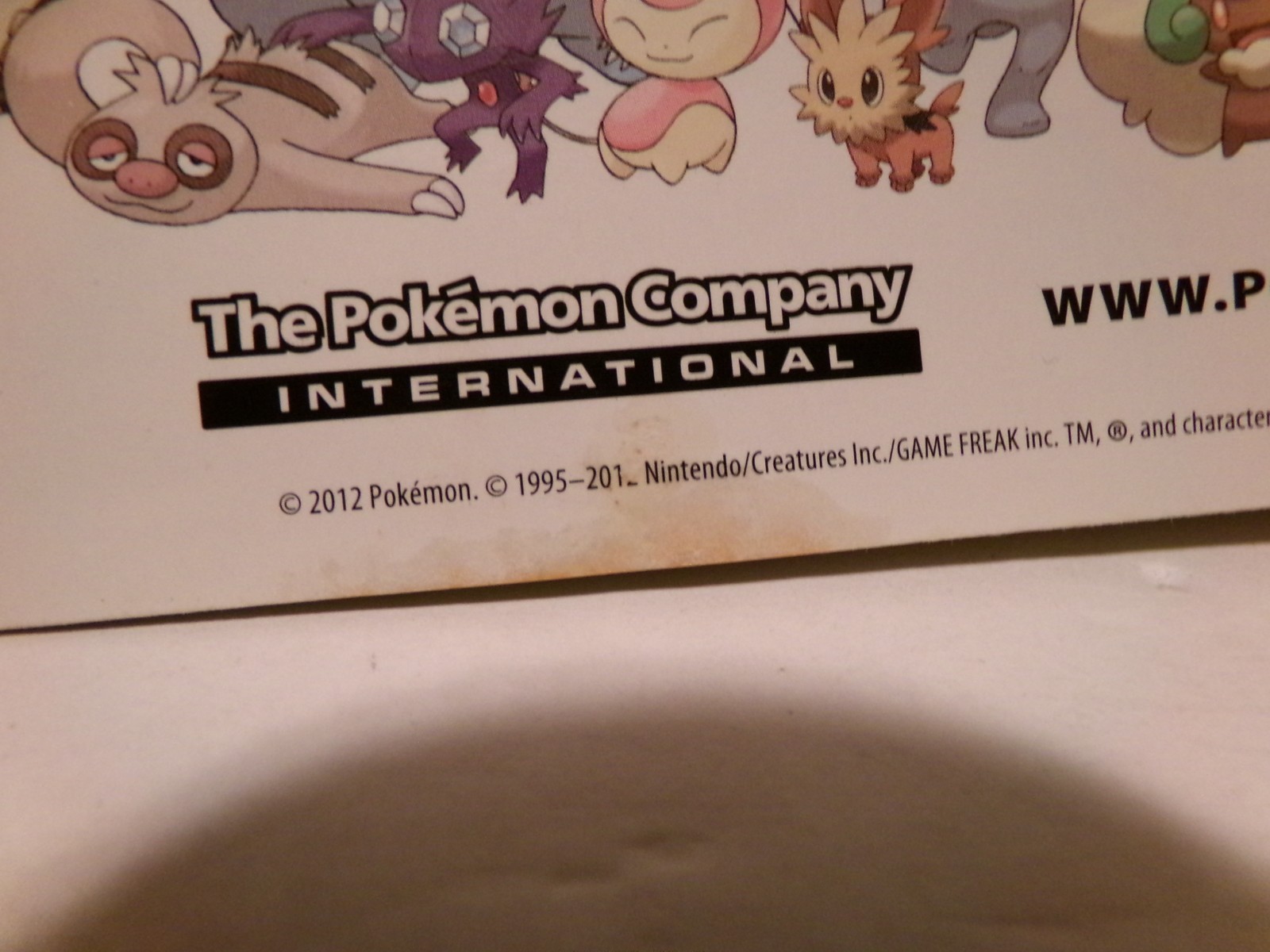 Pokémon Black and White Official National Pokédex Guide with Dust Jacket/Map