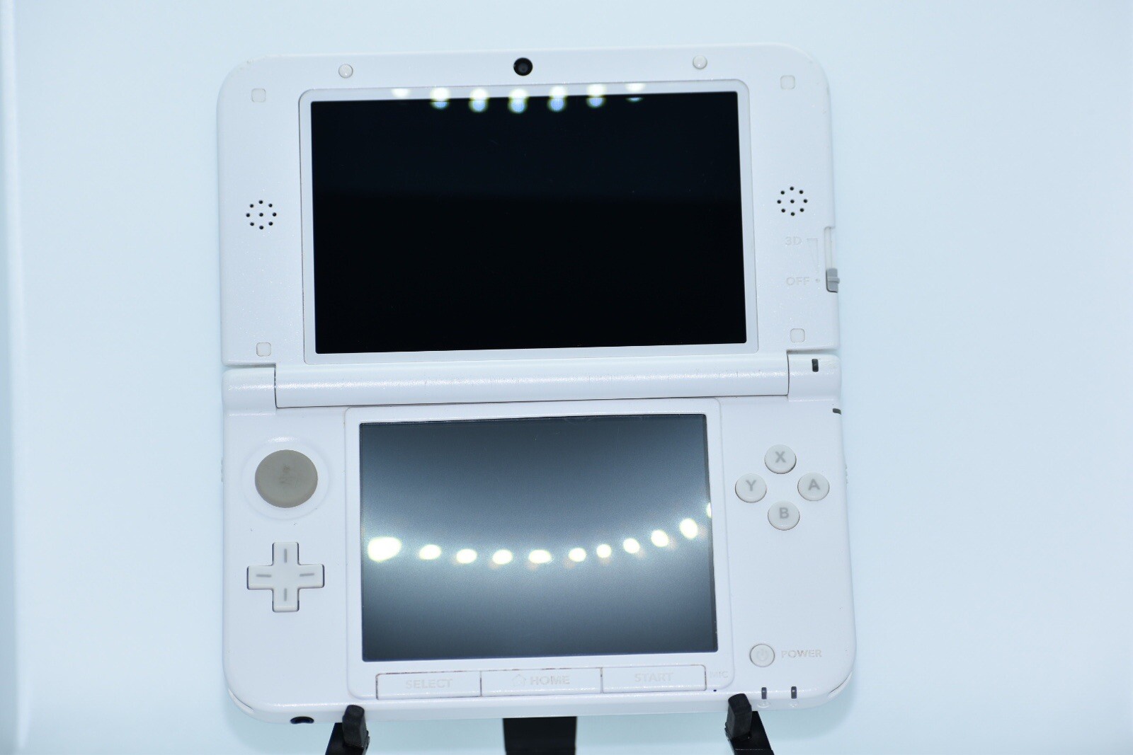 Nintendo 3DS XL Mint & White Edition USA Version