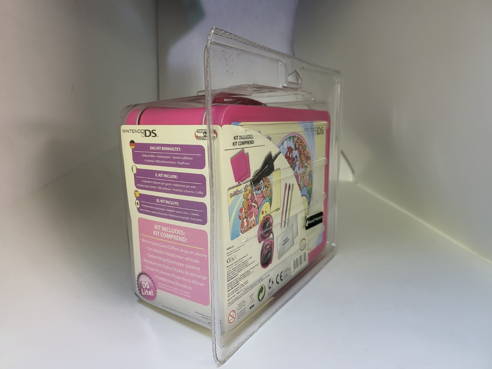 MINT NEW Collectors 2007 Super Princess Peach Nintendo DS Lite Kit Lunch box