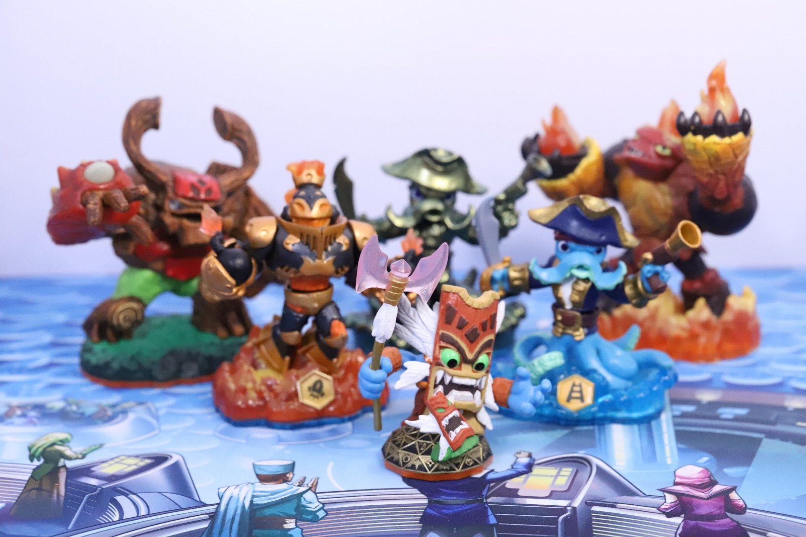Activision Skylanders Giants and Regular Series 1 and 2 – Lot of 6 Figures