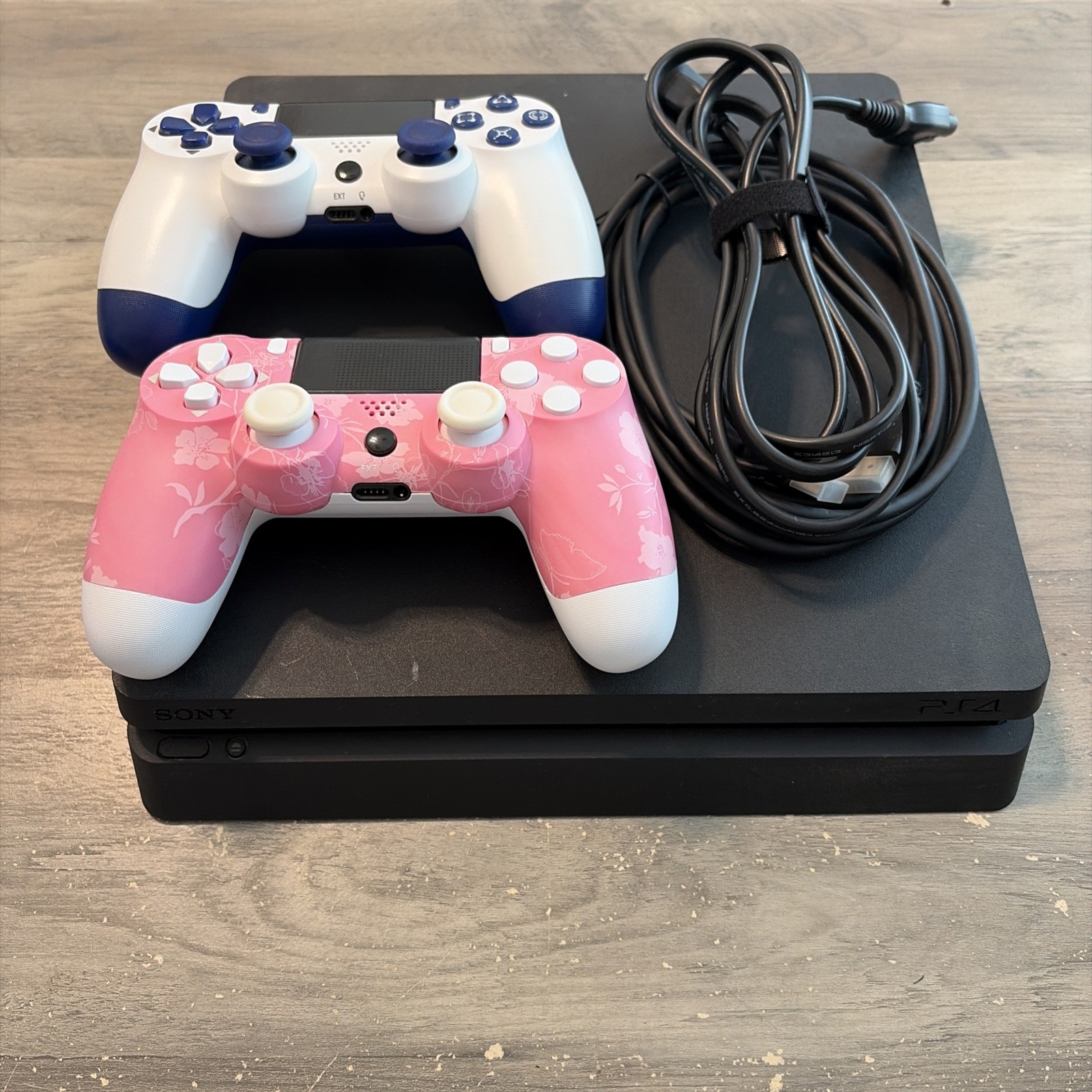 Sony Playstation 4 Slim PS4 500GB Console Bundle W/ 5 Games LOW FIRMWARE 9.03
