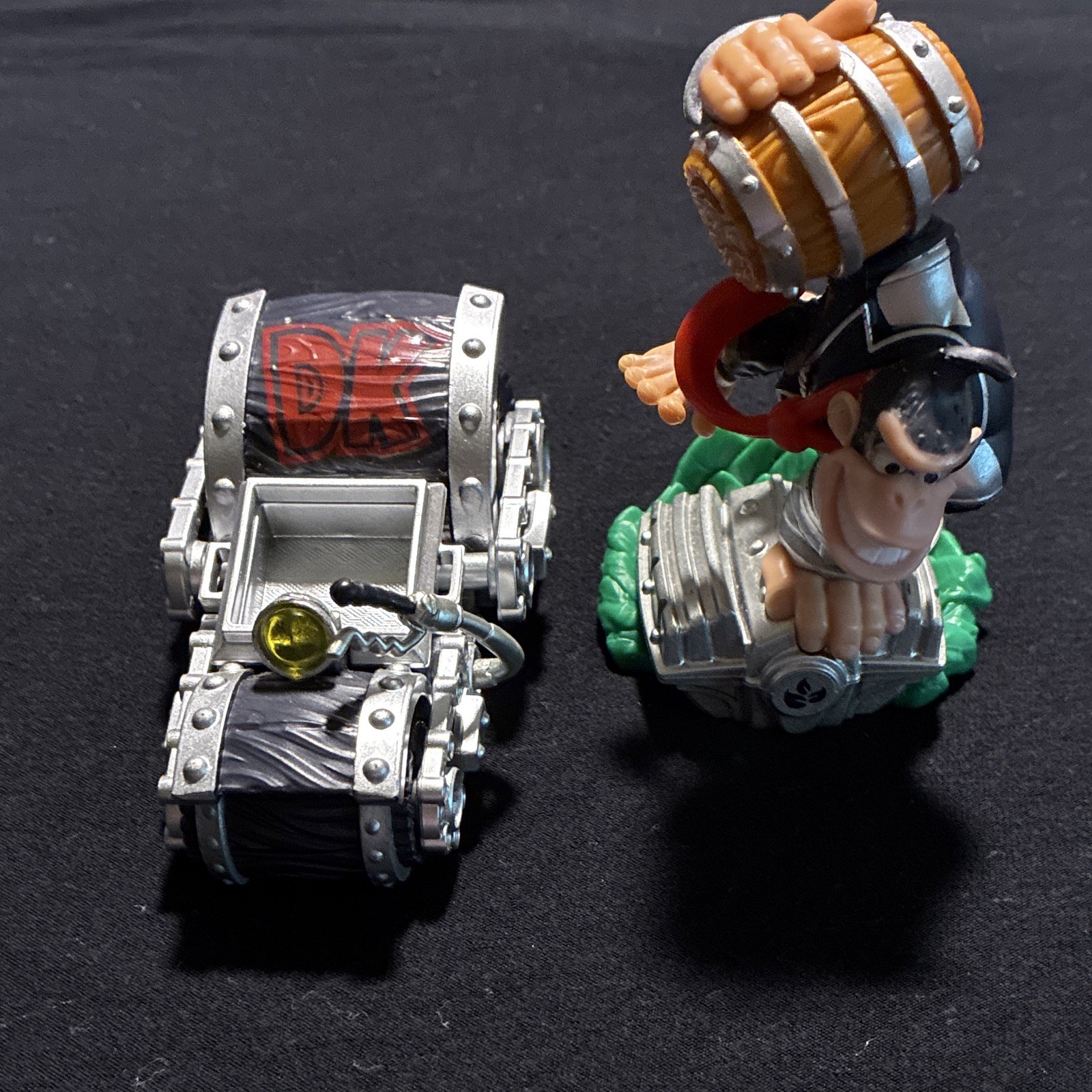 Skylanders SuperChargers: Donkey Kong DK & Barrel Blaster (Dark Edition) Tested