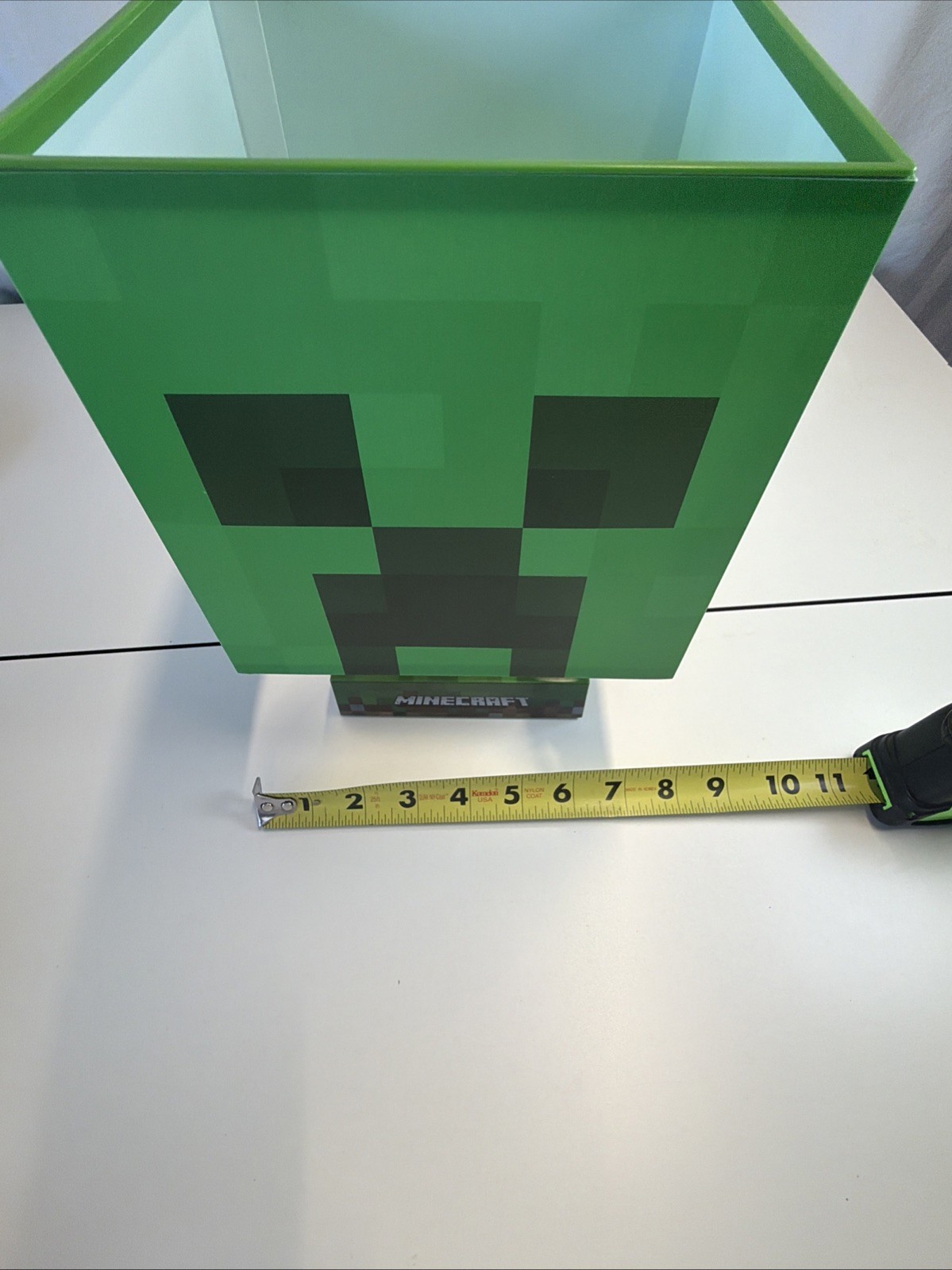 Paladone Minecraft Green Creeper Icon Lamp – Battery or USB Powered