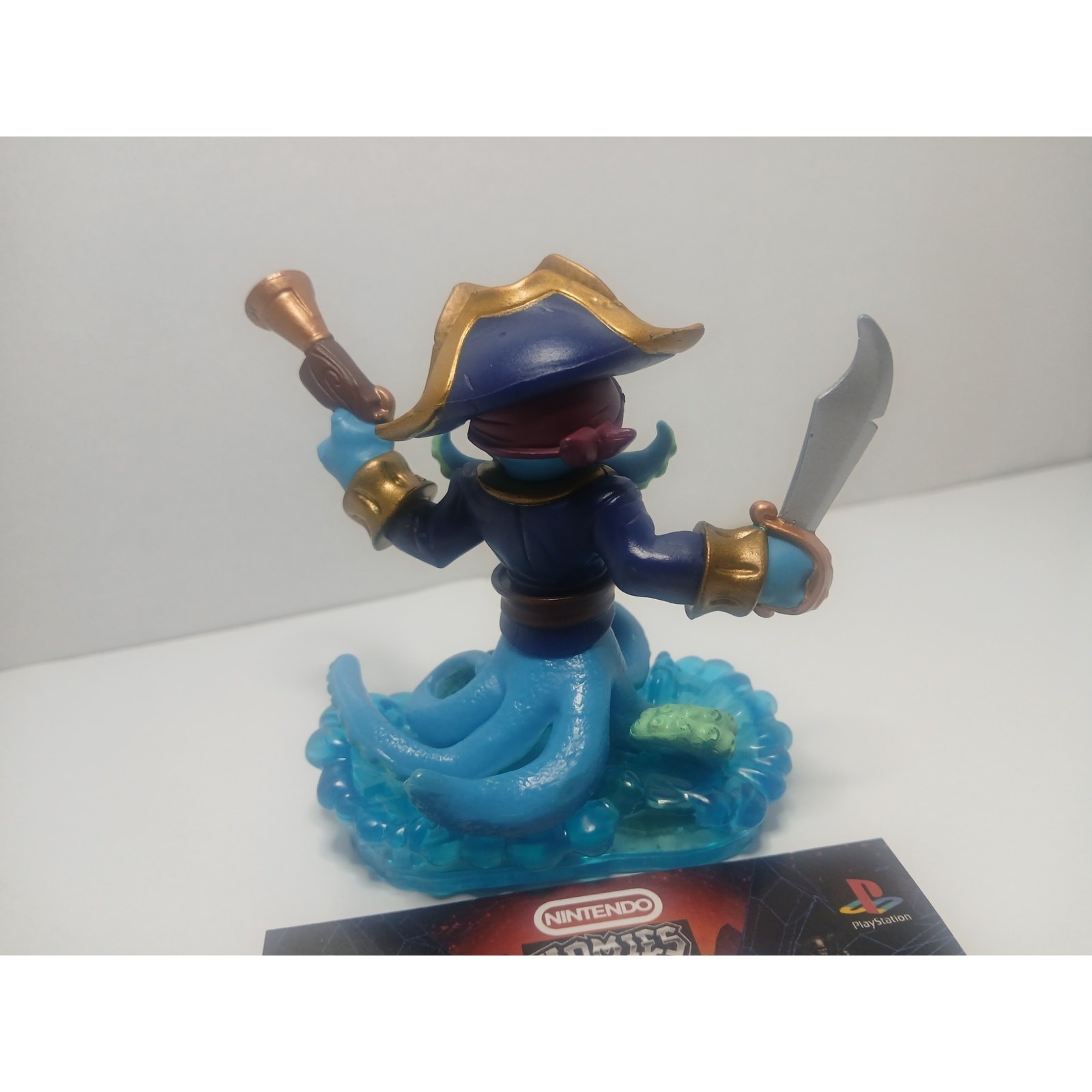 WASH BUCKLER SKYLANDERS SWAP FORCE FIGURE ACTIVISION USED GOOD