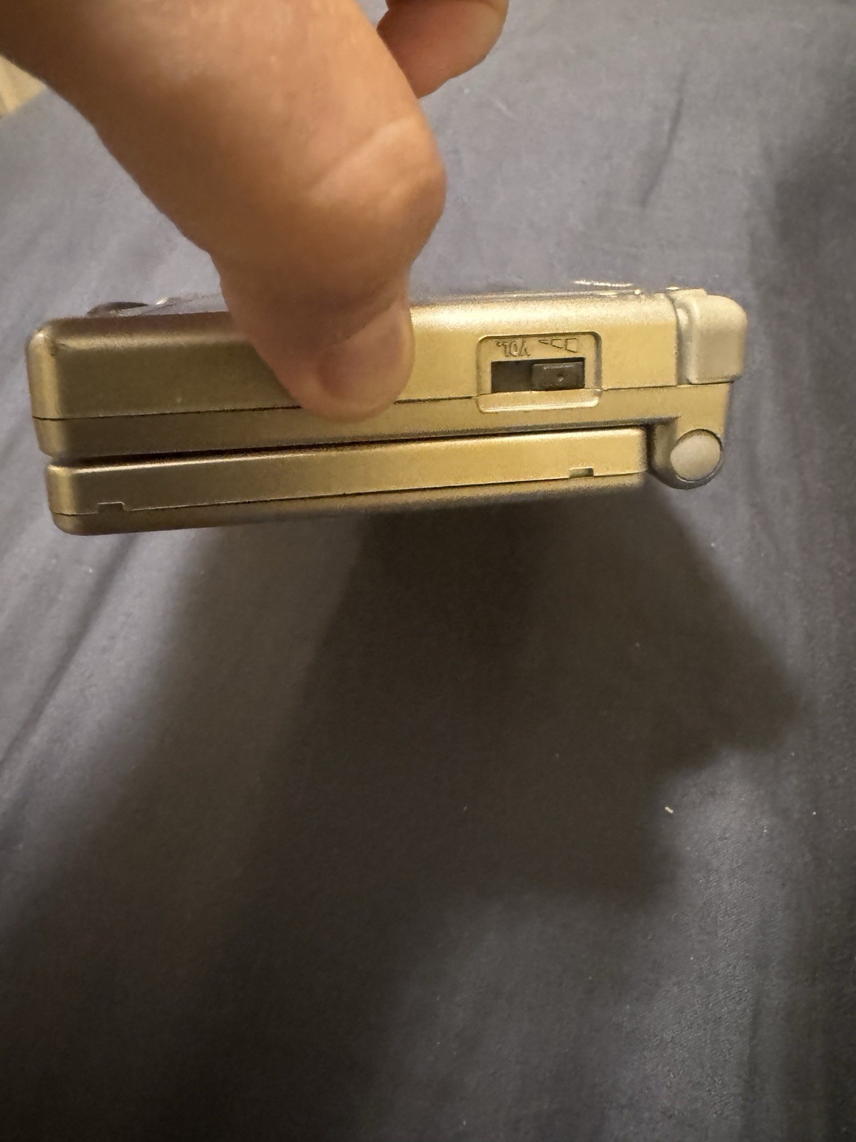 Nintendo Game Boy Advance SP AGS-001 Silver w/ Charger and Game