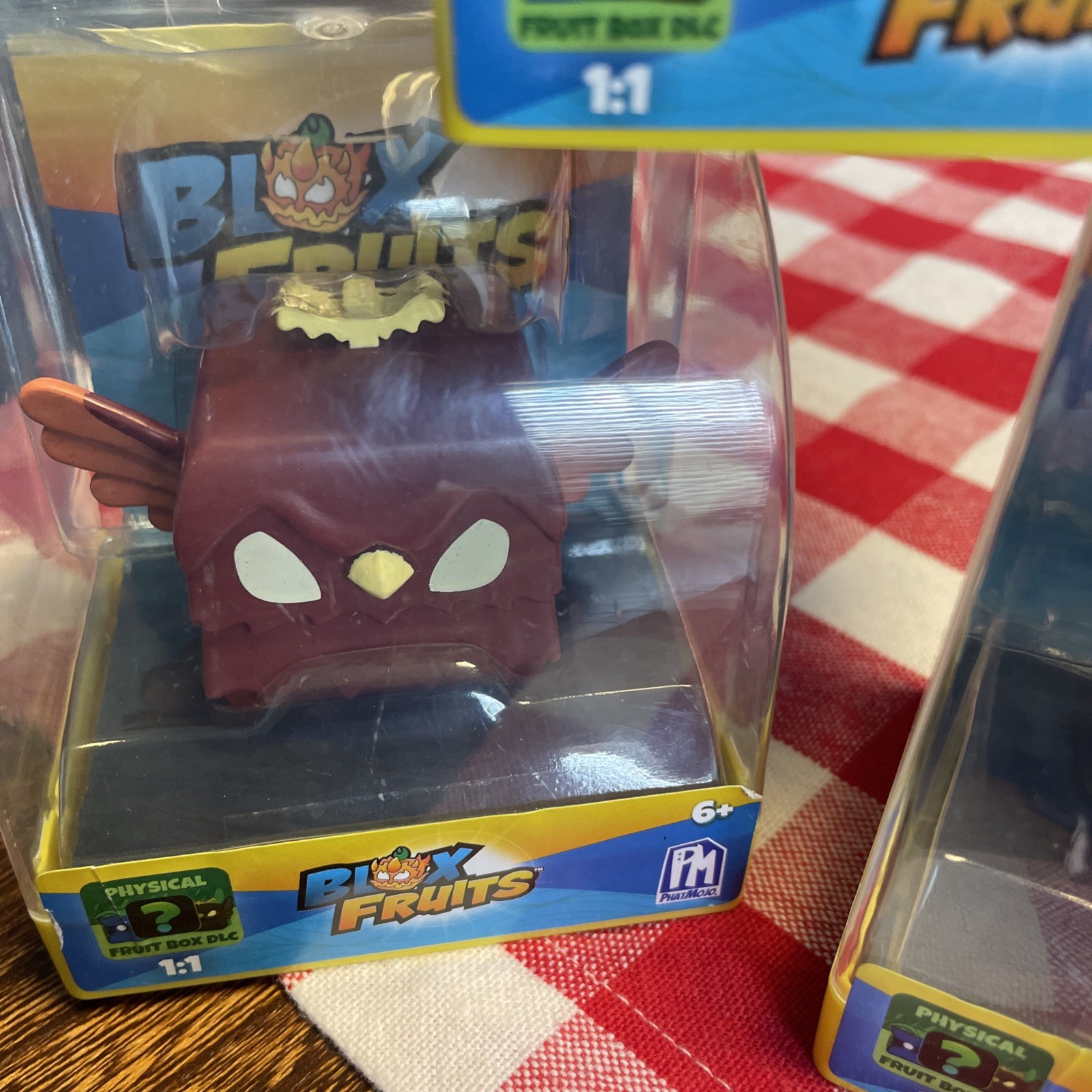 NEW PhatMojo Blox Fruits Collectibles Set of 4 Fruit Box DLC Physical Figures