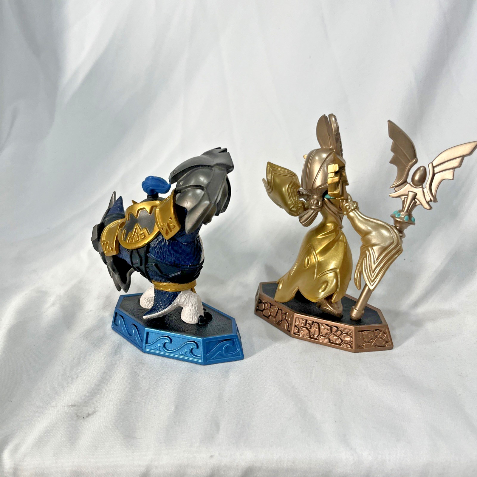 Skylanders Imaginators Golden Queen and King Pen Figure Lot of 2 Activision