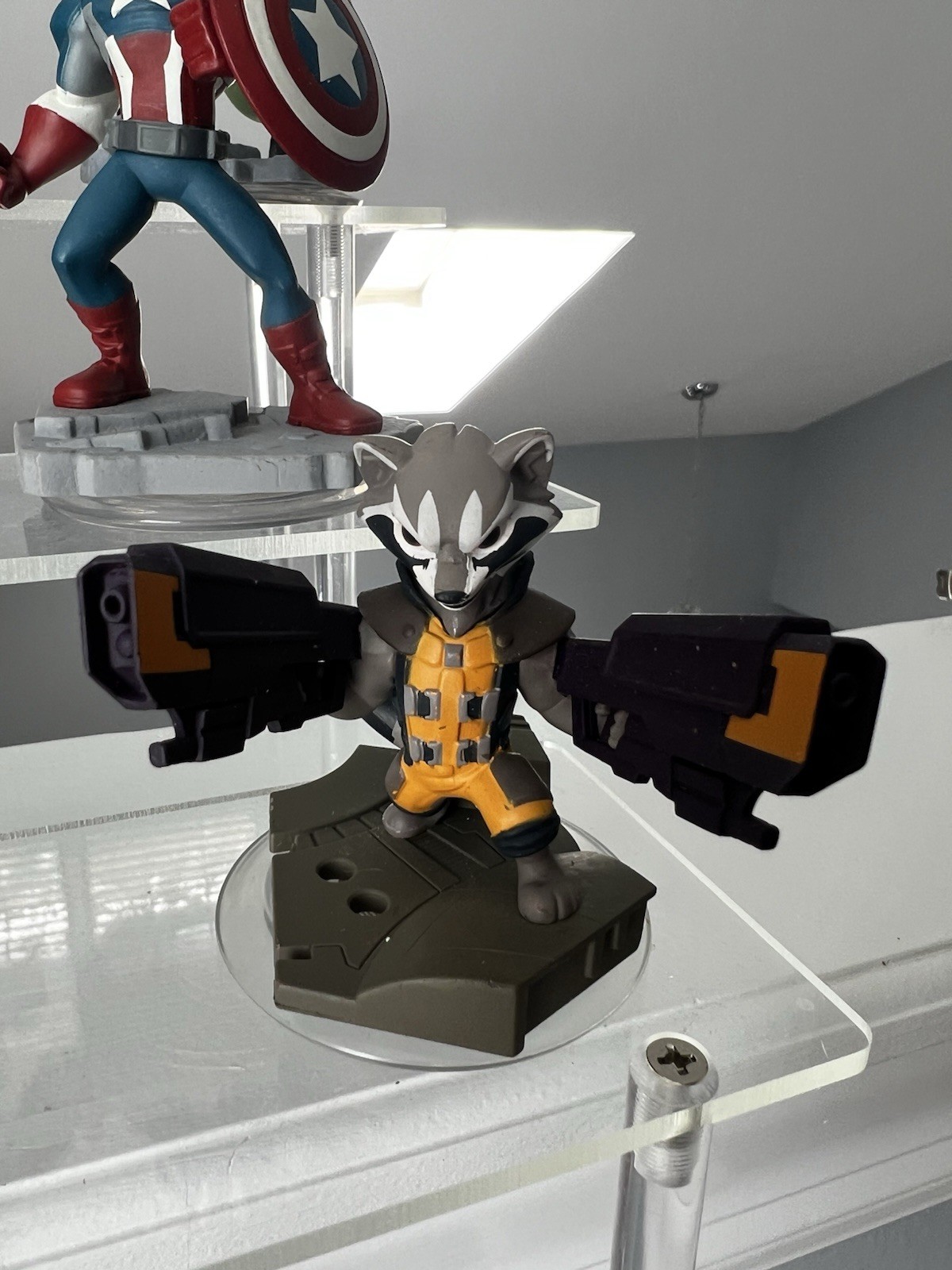 Disney Infinity Figure Lot 8 Marvel 2.0/Star Wars 3.0 Captain America Hulk Yoda
