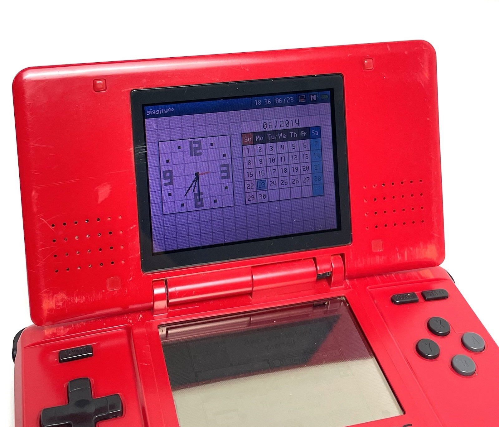 Nintendo DS Original NTR-001 Console with Charger *BROKEN HINGE*