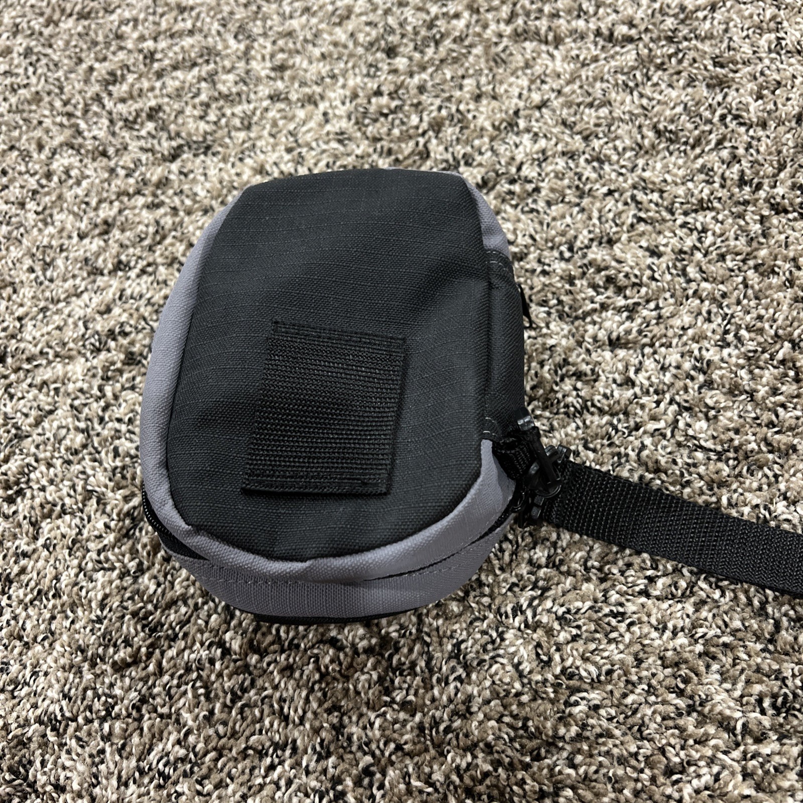 Mad Catz Carrying Case for Nintendo Gameboy Travel Bag for handheld and games