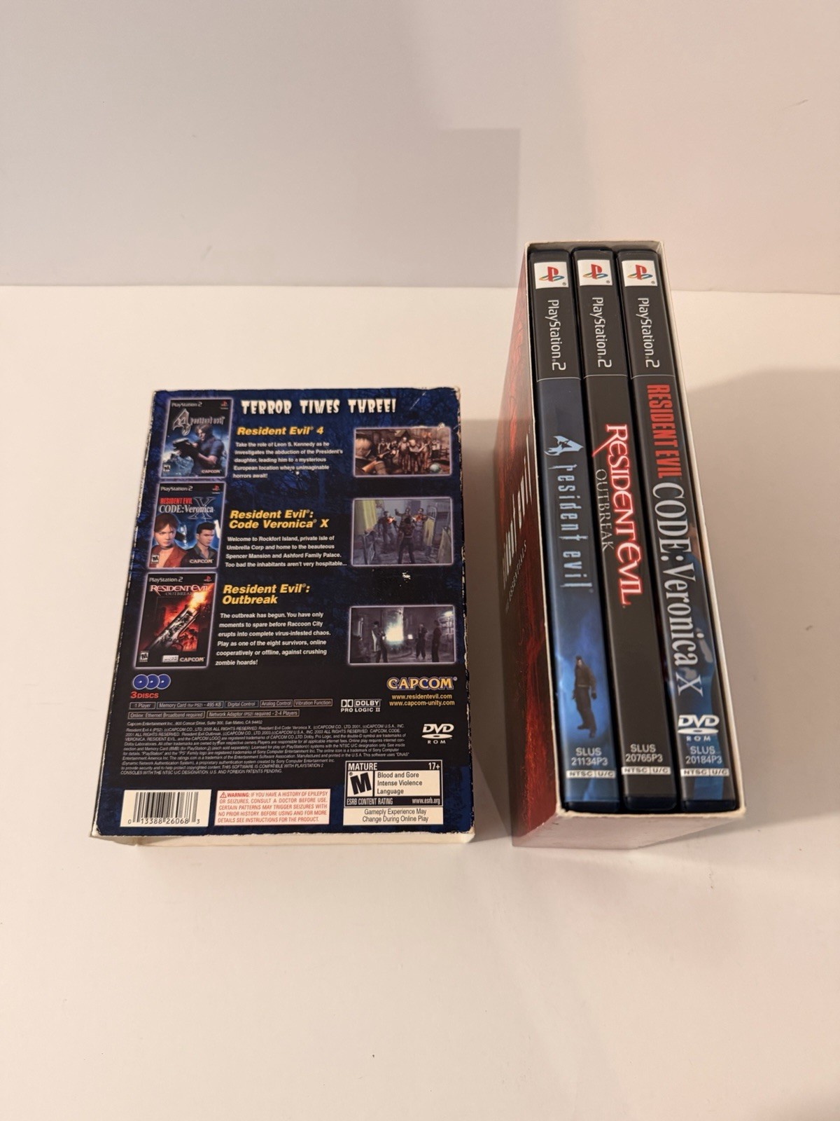 Very good Resident Evil: The Essentials Box Set PlayStation 2 CIB