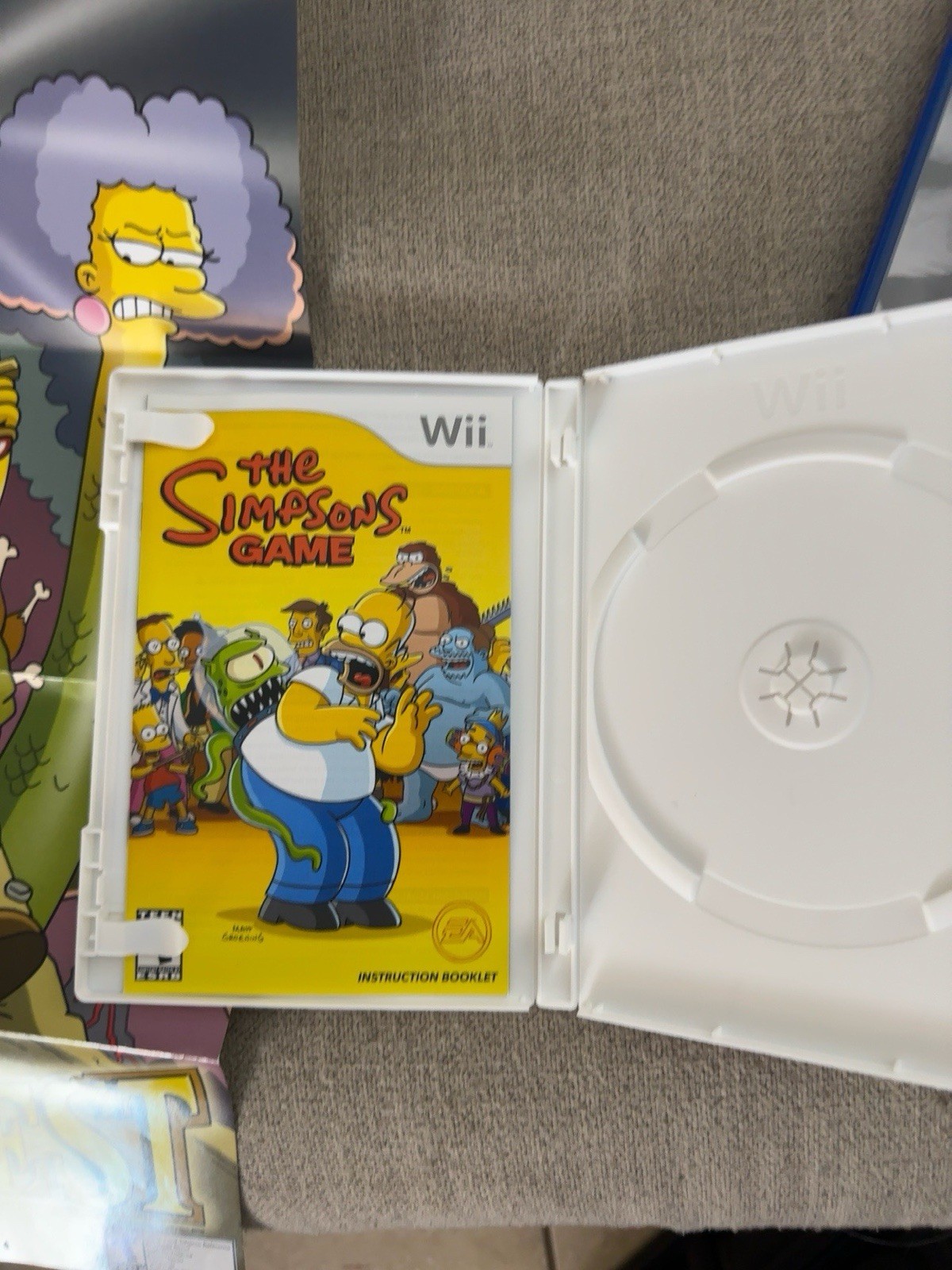 The Simpsons Game Nintendo Wii CIB Complete w Manual Wal-Mart Poster Tested A+