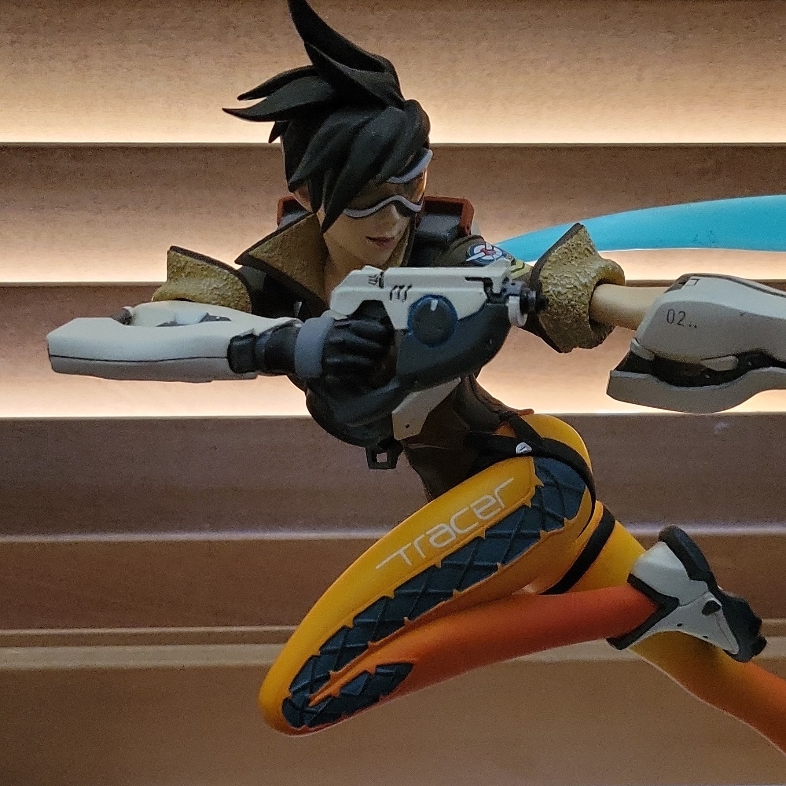 Blizzard Overwatch Tracer Limited Edition Figure Statue with Base