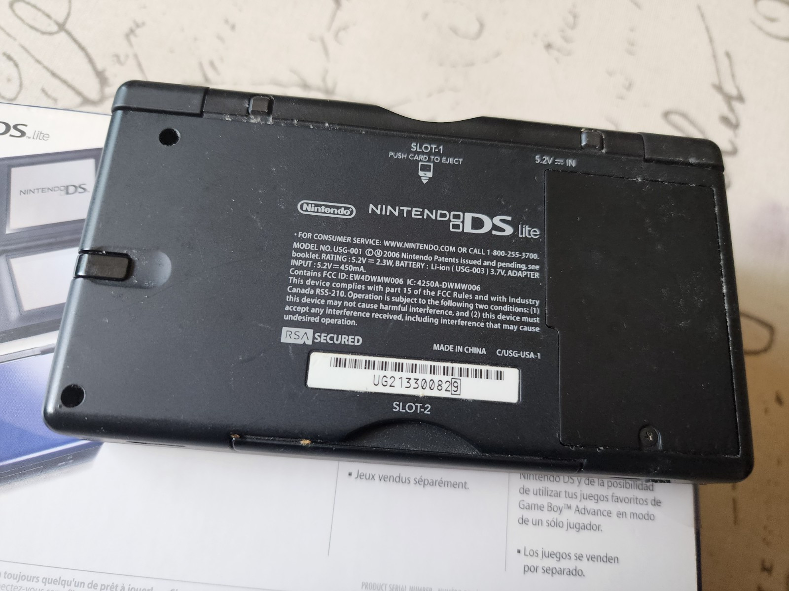 Nintendo DS Lite Colbalt Blue with box, manual and charger
