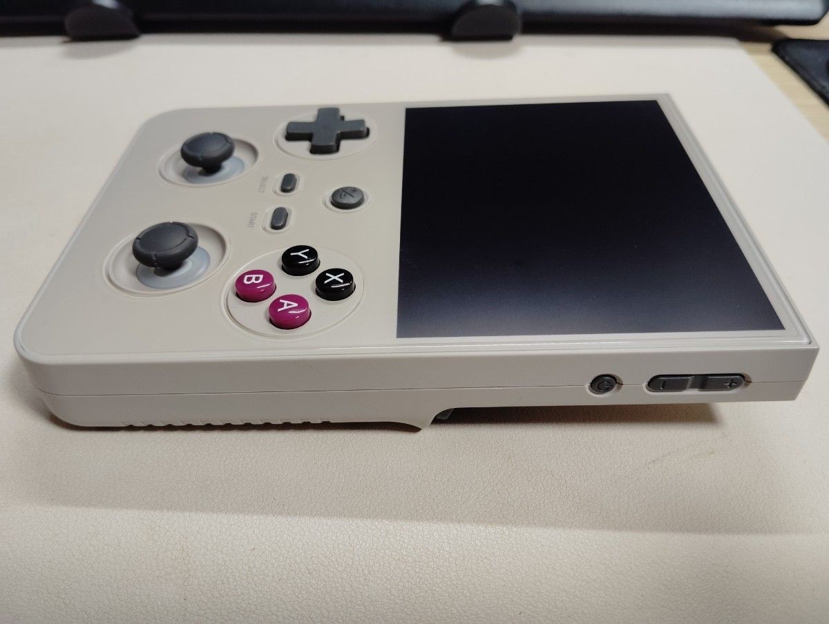 ANBERNIC RG477V 12GB 256GB – Used Tested – Android Retro Handheld Gaming Console