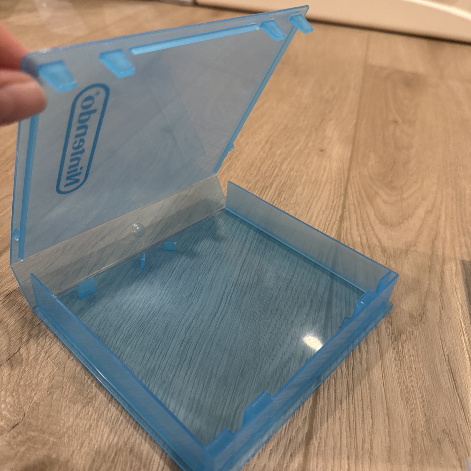 Lot of 3 Nintendo NES Plastic Clamshell Hard Case Logo Clam Shell Clear Blue OEM