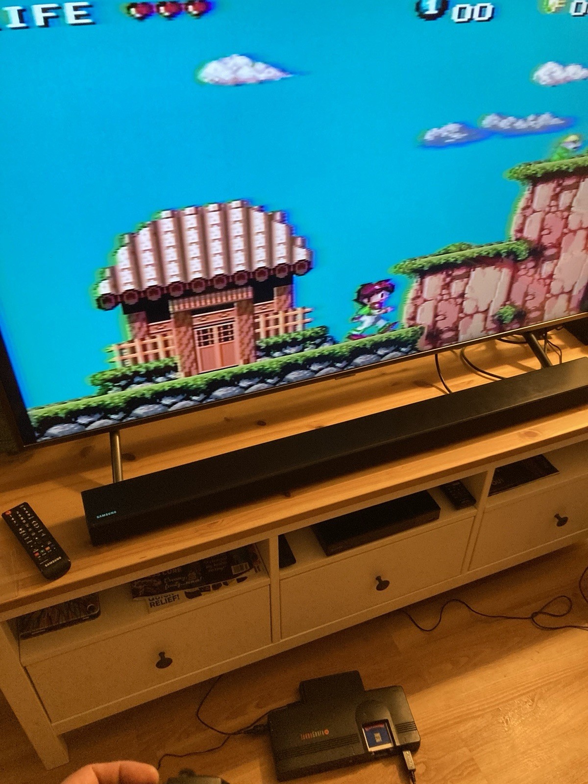TurboGrafx-16 Black Console w/ TurboPad, Power, RF Switch, Manual – AV issue.