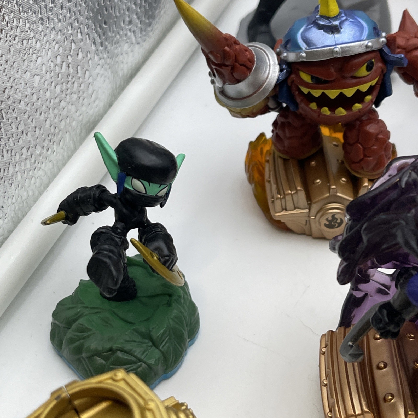 Skylanders Mixed Lot of 45 Figures Spyro, Giants, Vehicles, Some Damaged