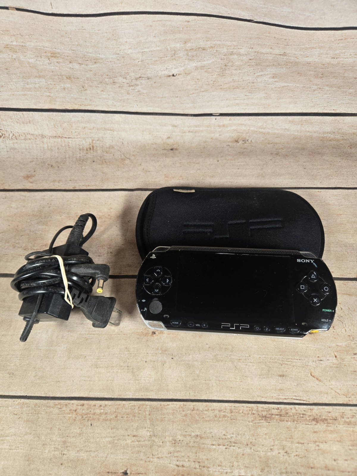 WORKING SONY PlayStation PSP-1001 Handheld Game Console + Charger TESTED