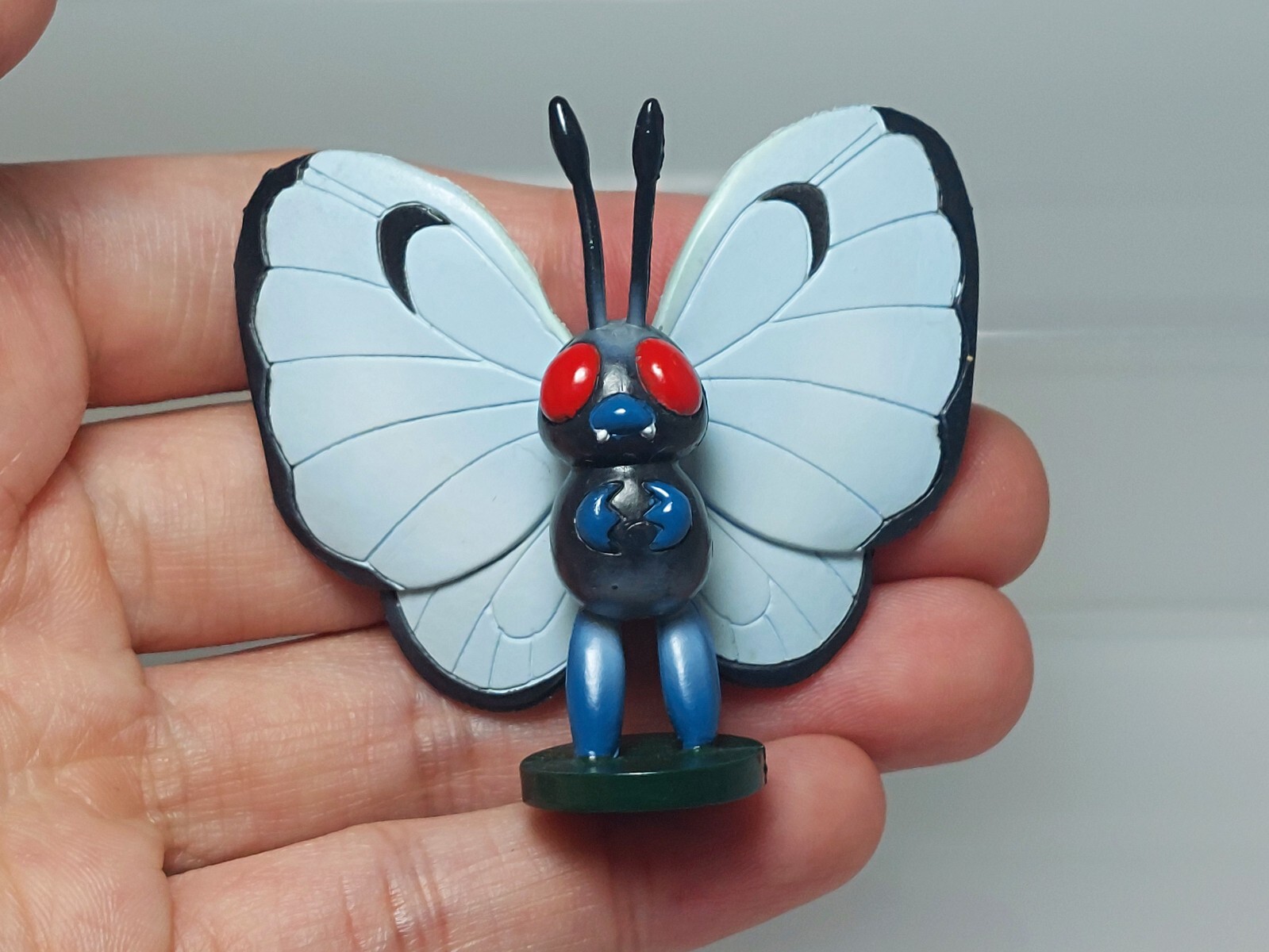 Pokemon Figure Butterfree Metapod MC Tomy & Caterpie Stamp Banpresto 0.9-1.9in