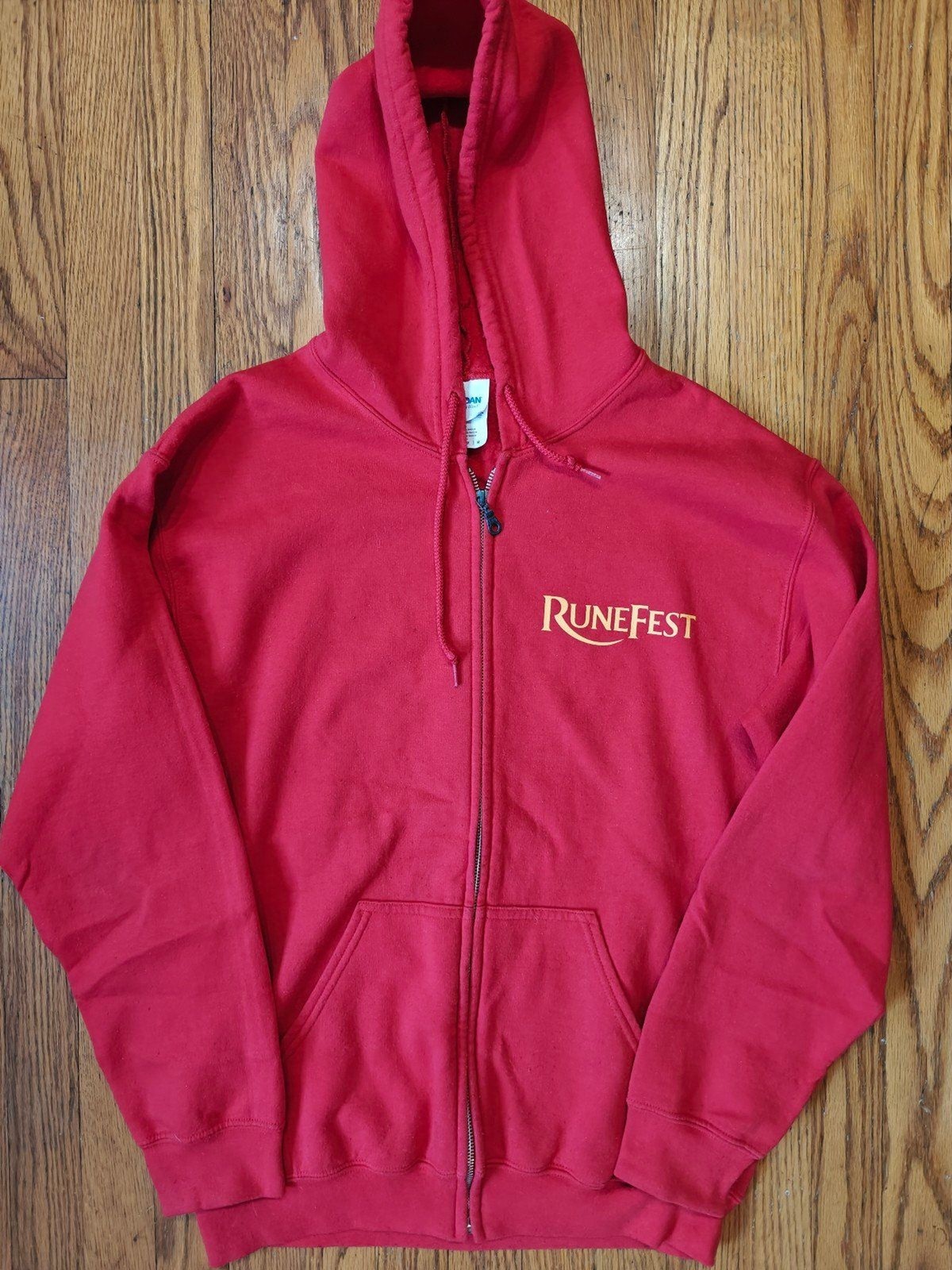 RuneScape Runefest 2018 Hoodie Event Staff Dragonslayer Vorkath Jagex Medium