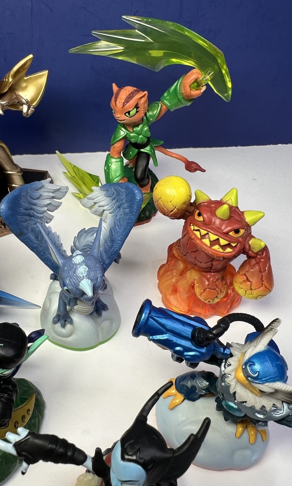 Skylanders Mixed Lot of 17 Figures Trap Team Spyros Food Fight Activision VGC