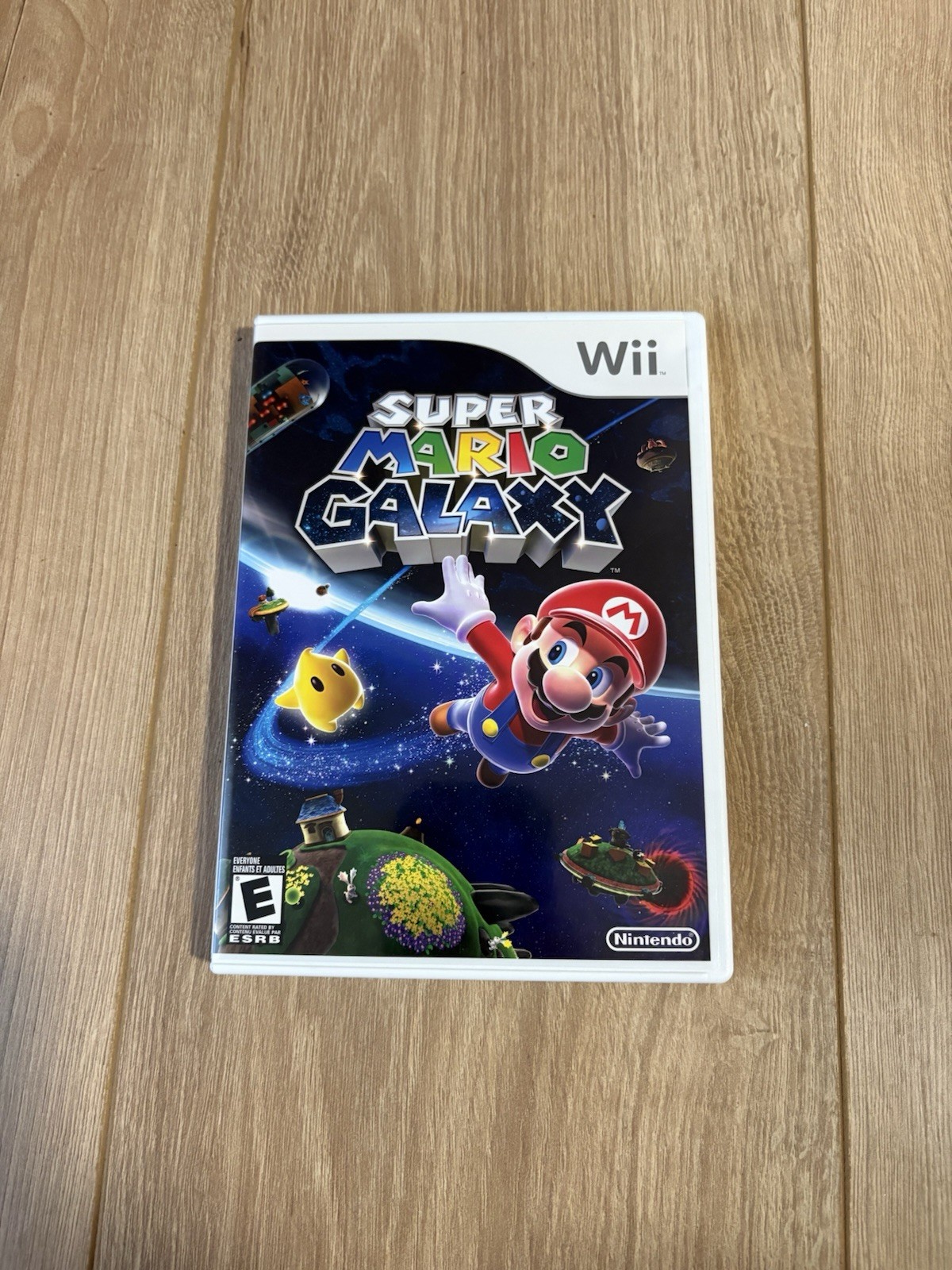 Super Mario Galaxy Nintendo Wii Complete CIB with Manual Inserts