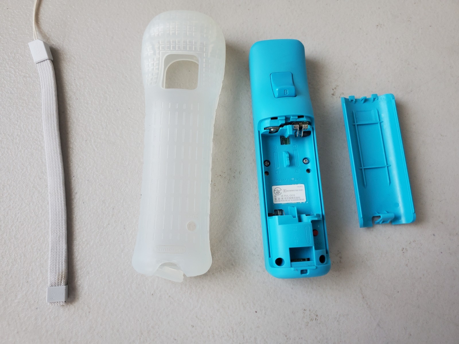 Official OEM Nintendo Wii Remote Wiimote (RVL-003) Blue Tested Working