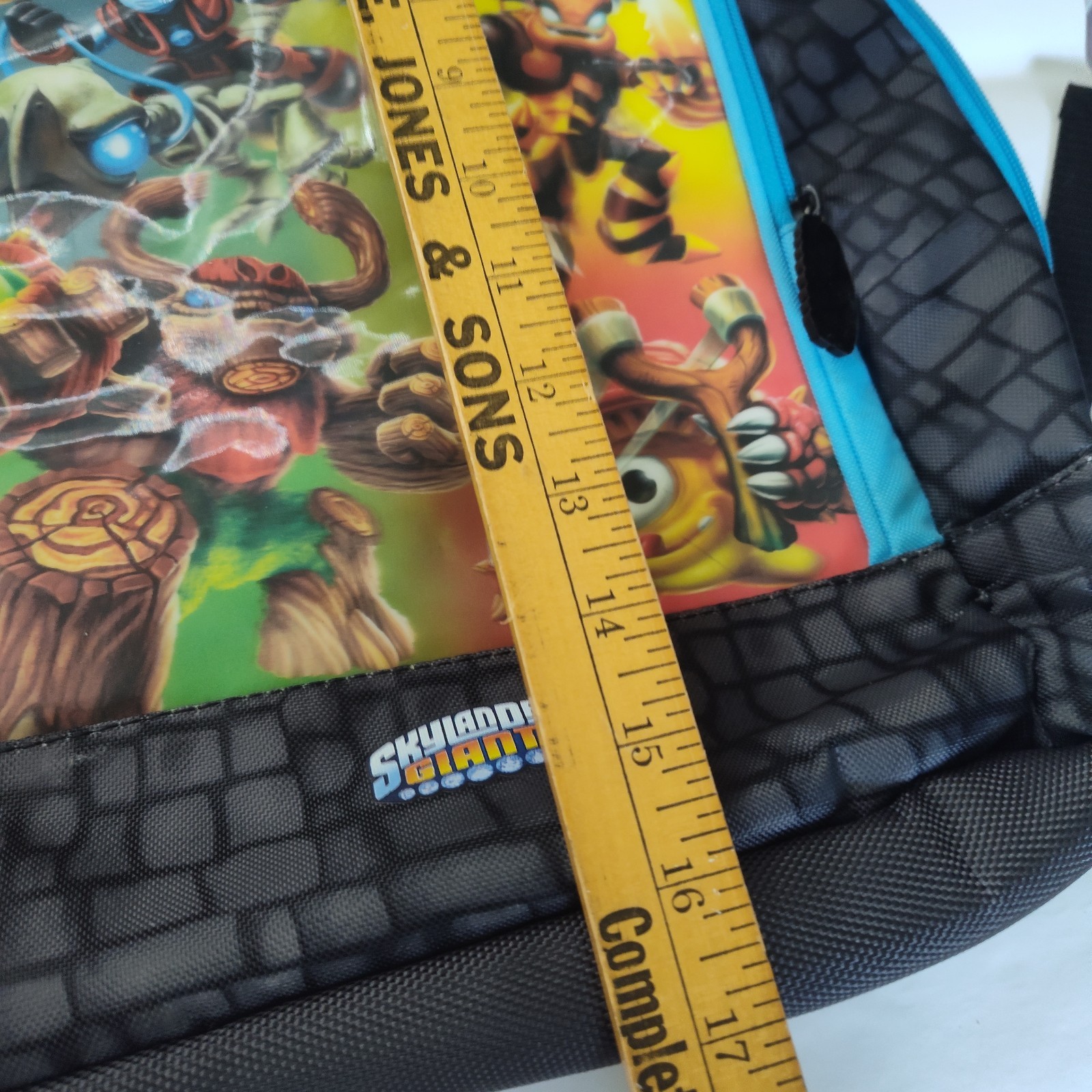 Skylanders Giants Carry CaseBack Pack Bag Figures Ignitor Pop Fizz Lot Of 6