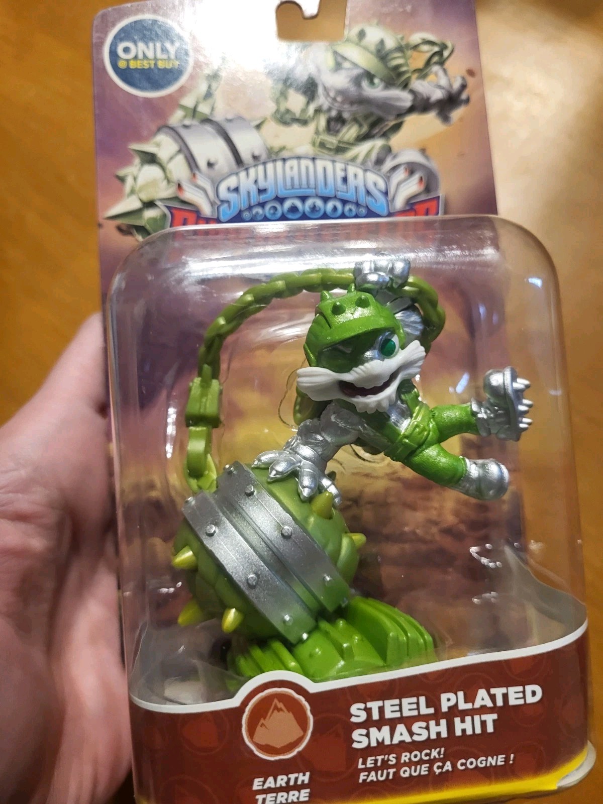 Skylanders Superchargers Steel Plated Smash Hit DAMAGED PACKAGING READ
