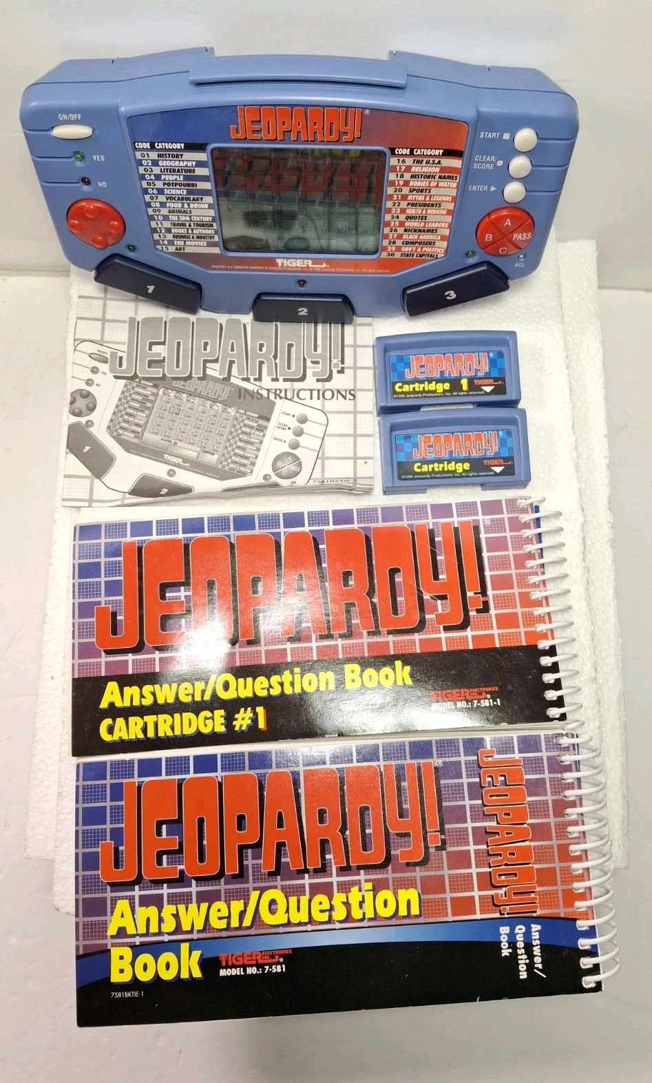 1995 Talking Jeopardy Tiger Electronics Video Game Handheld with Instructions