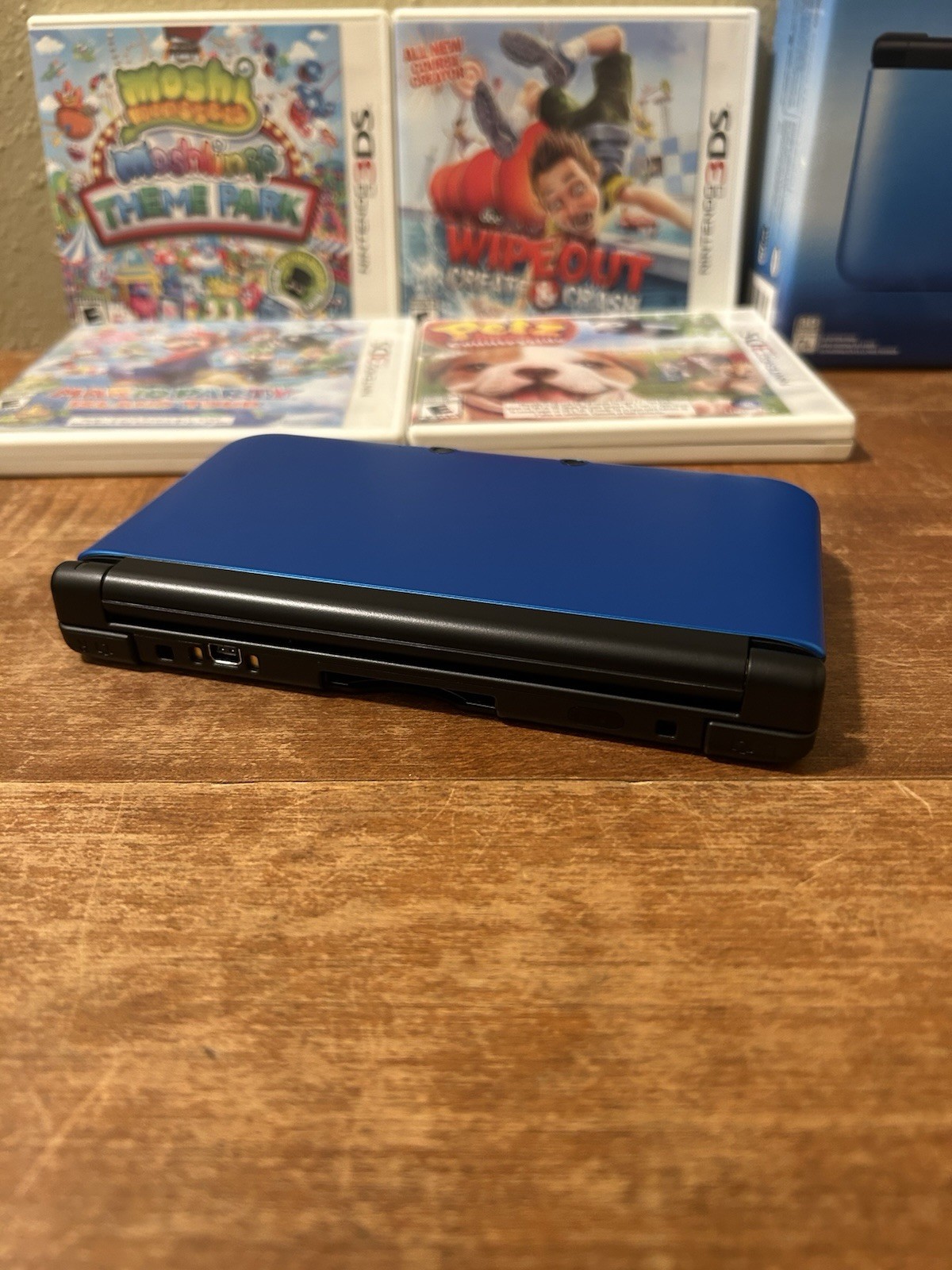 Nintendo 3DS XL Blue/Black Handheld Console Bundle