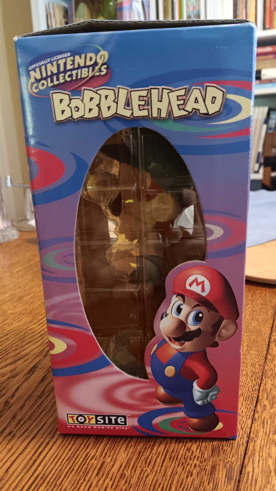 Toysite Super Mario Bros. Luigi Bobblehead Nintendo Collectible 2002