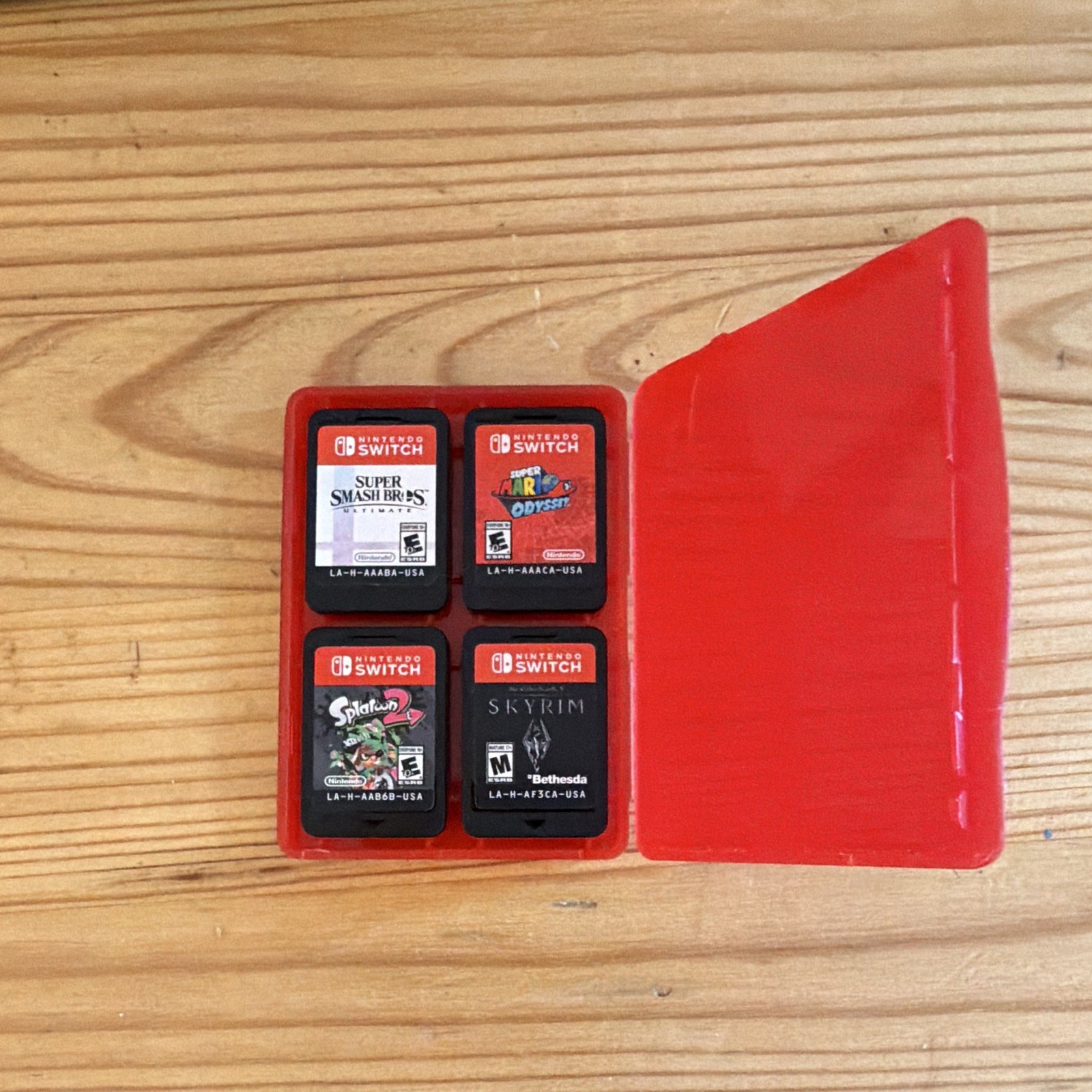 Nintendo Switch HAC-001 32GB Neon Joy-Con Smash Bros,Odyssey,Splatoon 2,Skyrim