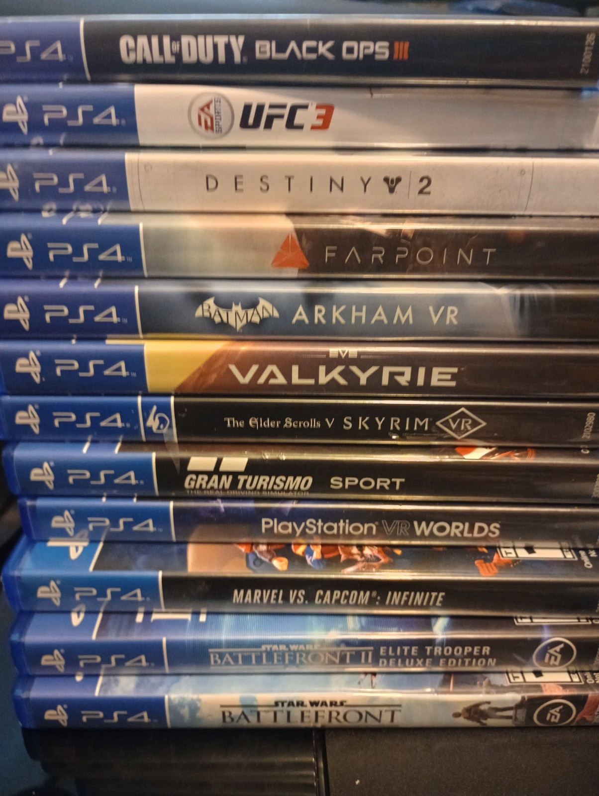Sony PlayStation 4 PS4 500GB Bundle with 2 Controllers , 10Games,Cords + Tested