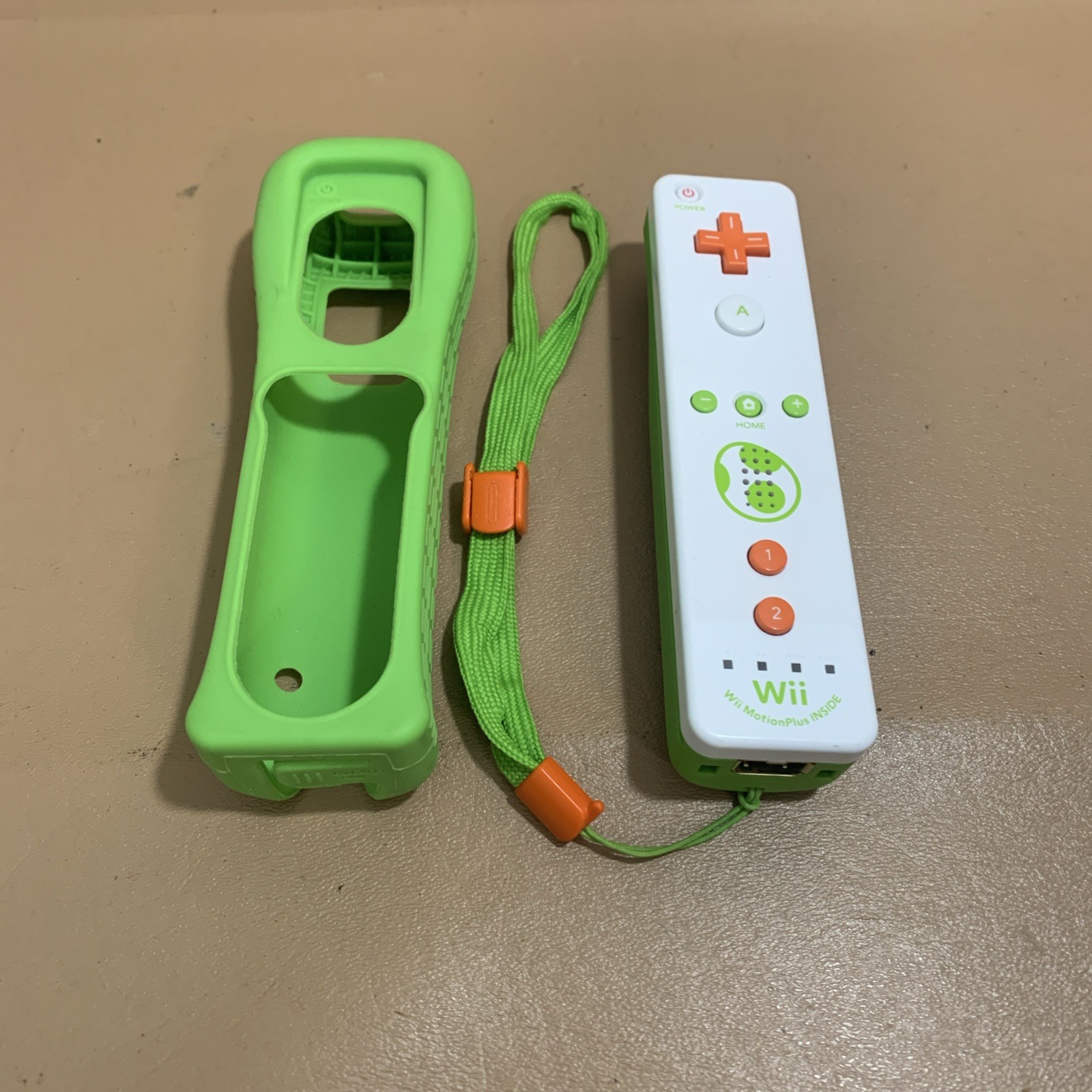 Yoshi Edition Motion Plus Remote Controller Nintendo Wii OEM – Tested Working