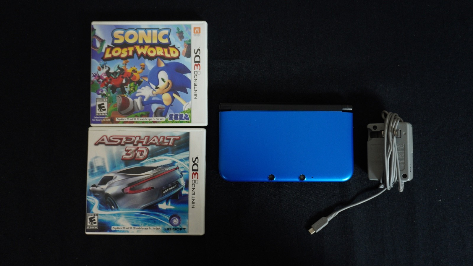 Nintendo 3DS XL – Blue (Console, Charger + 2 Game Bundle), Tested and Working
