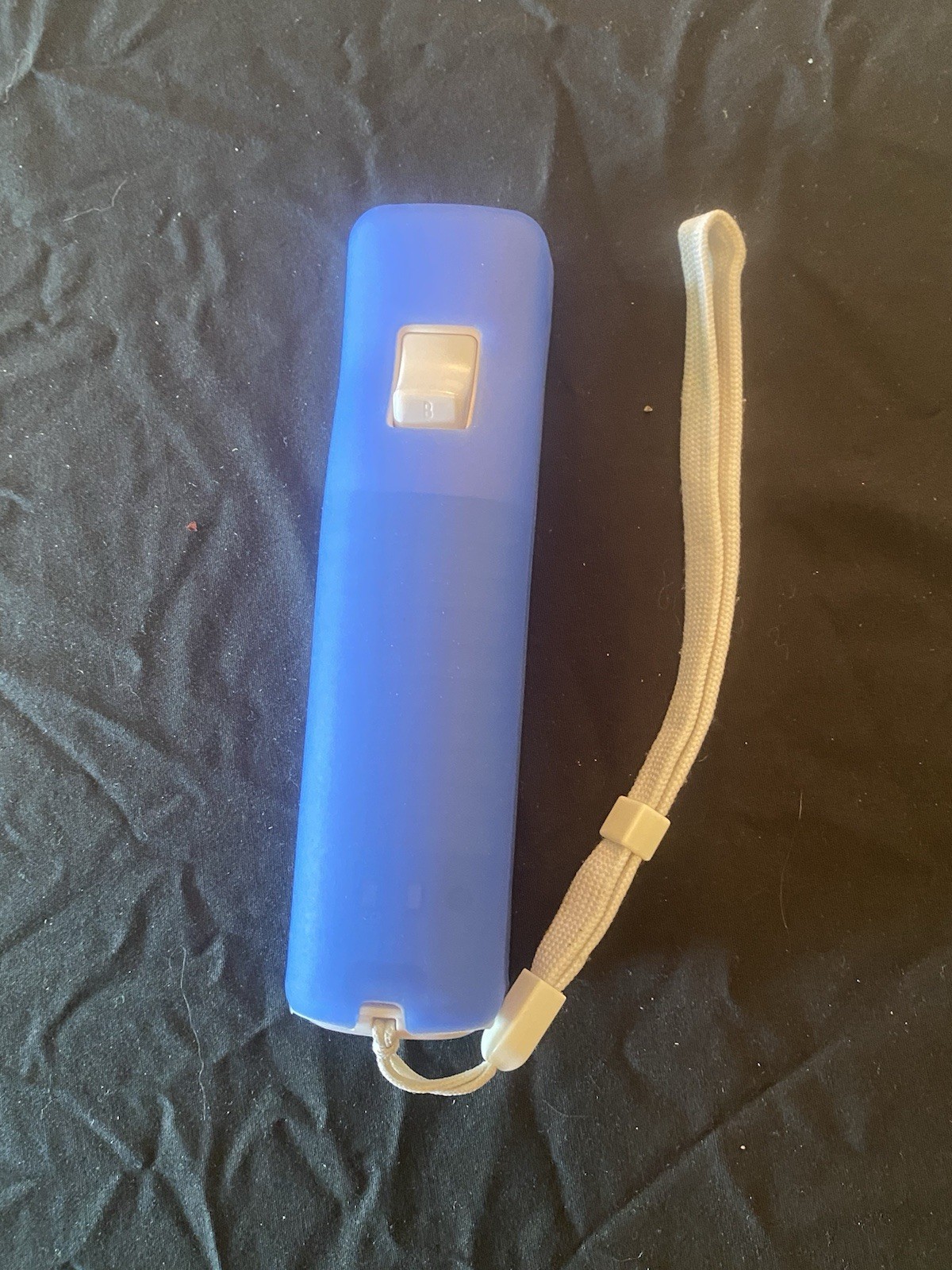 Nintendo Wii Remote Intec with Blue Silicone Sleeve Tested Works