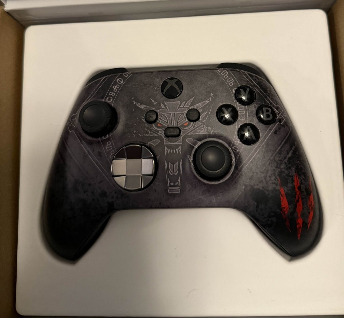 Xbox Wireless Controller The Witcher 3 10th Anniversary Special Edition NIB