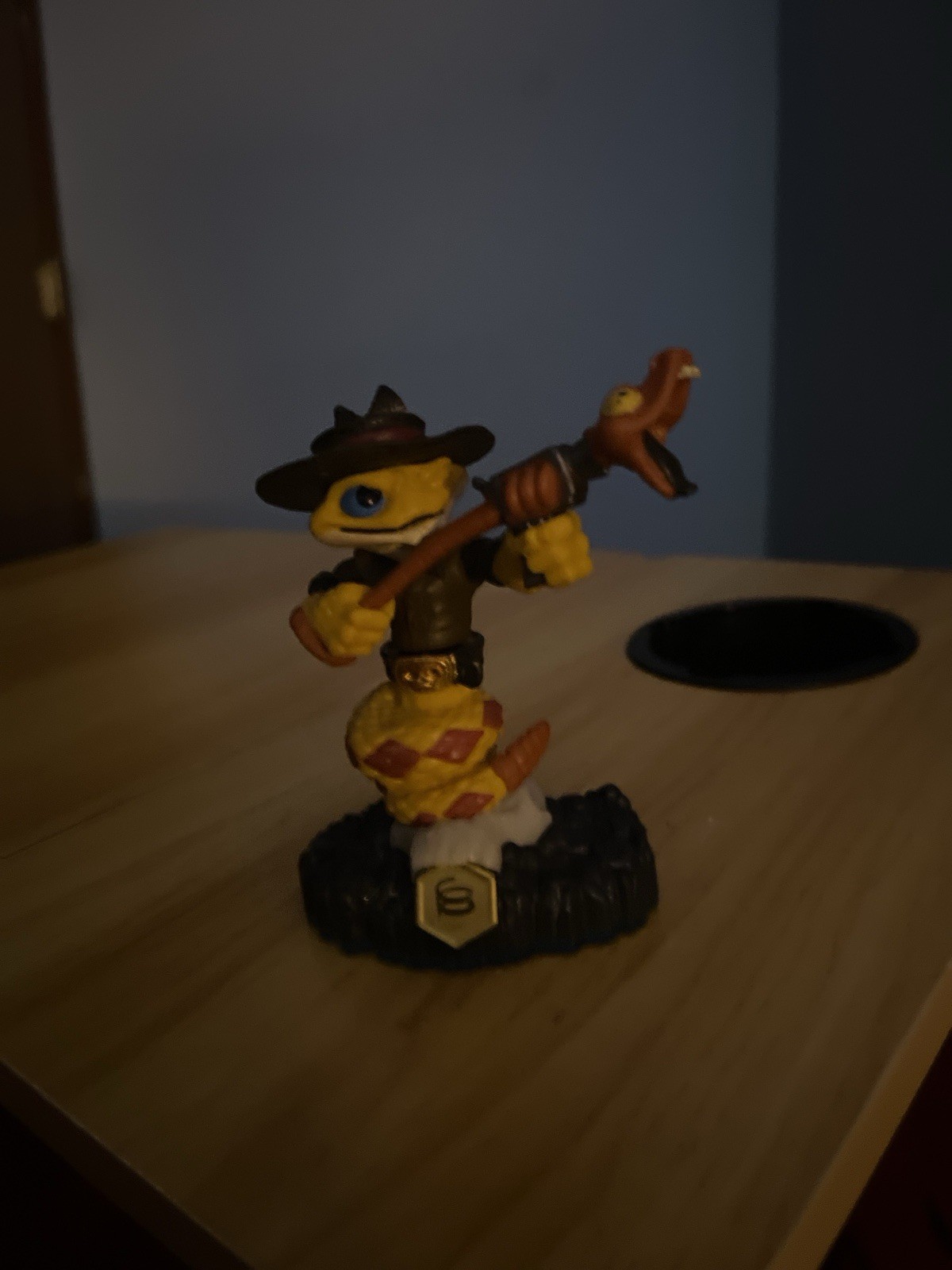 Skylanders 120+ Figure Lot – 2 Mythical, 4 Epic all displayed included