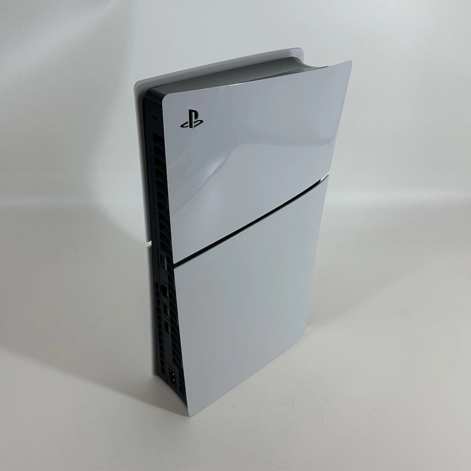 Sony PlayStation 5 Slim Disc Edition Console White 1TB w/ HDMI -Excellent