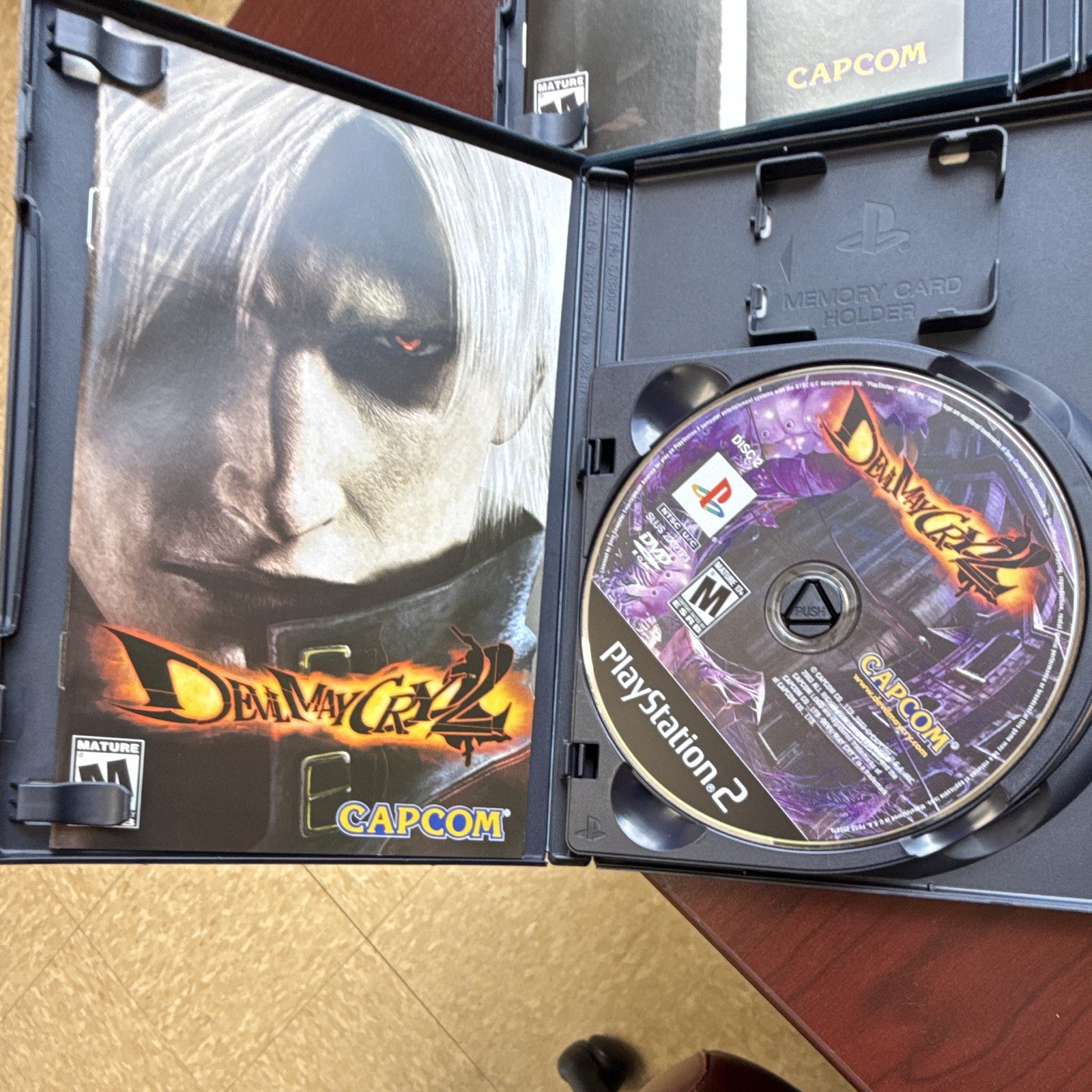 Capcom Devil May Cry 5th Anniversary Collection (Sony PlayStation 2) CIB manuals